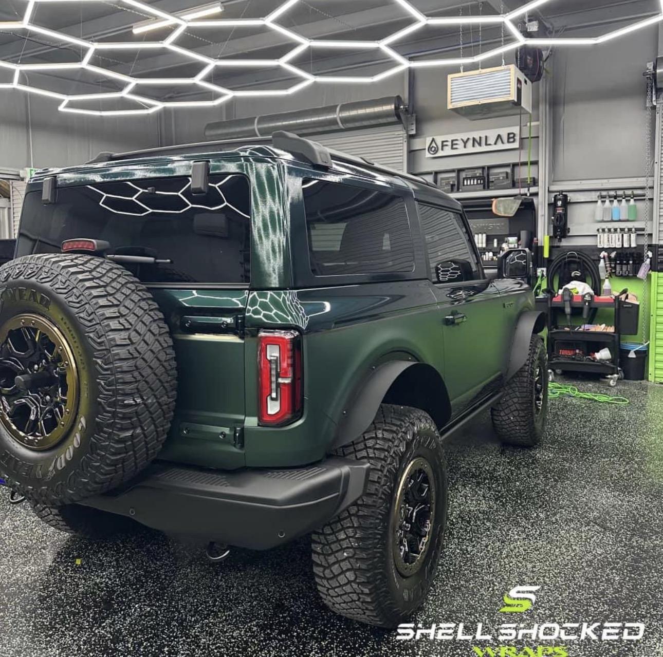 Ford Bronco It’s a wrap! 2-Tone Bronco Badlands in 3M matte pine green + TeckWrap glossy green black silk E4CCD633-63FB-4003-AF3F-E761C874F0AB