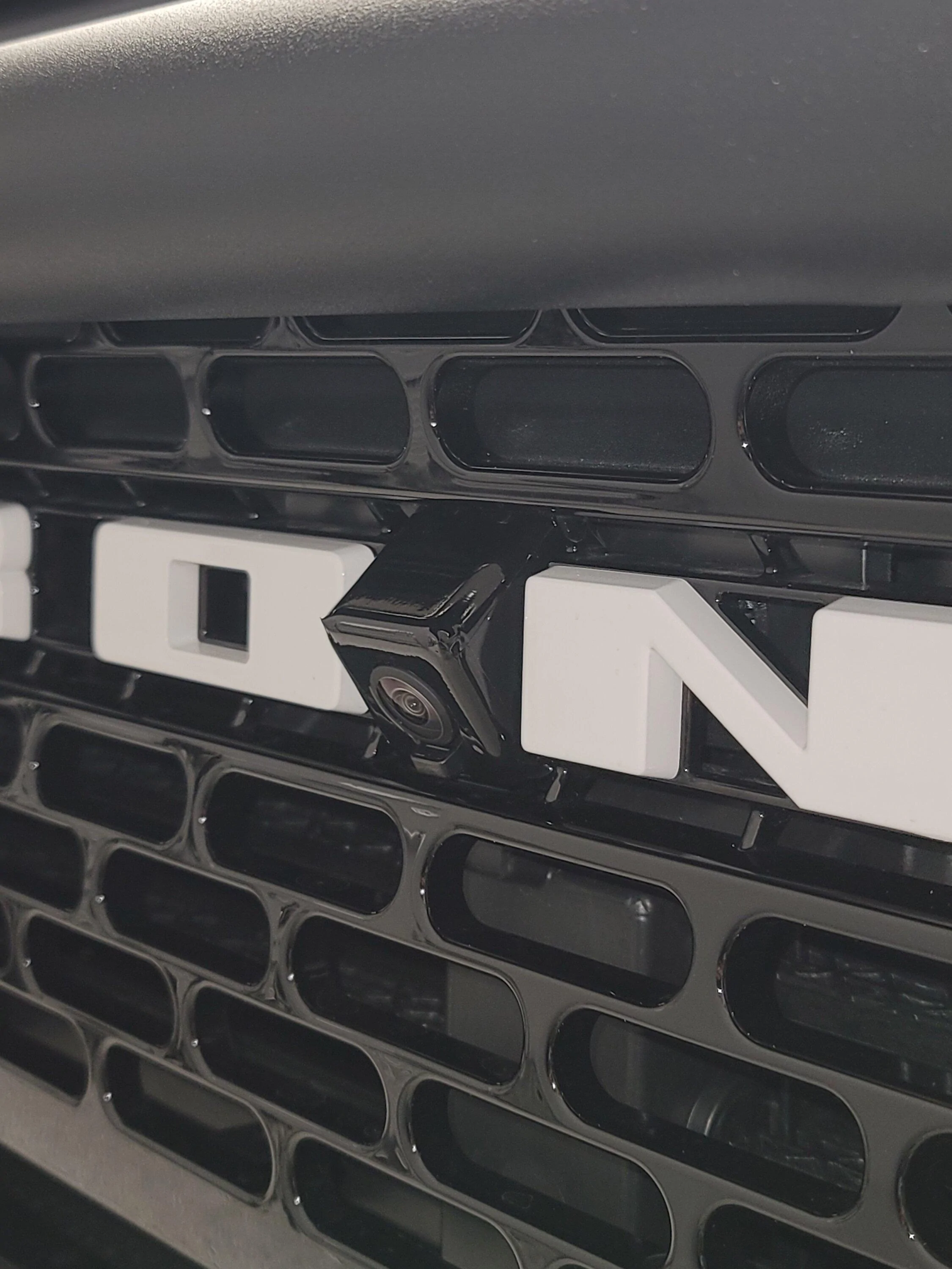 Ford Bronco IAG Gloss Black Grille installed 20230201_212722