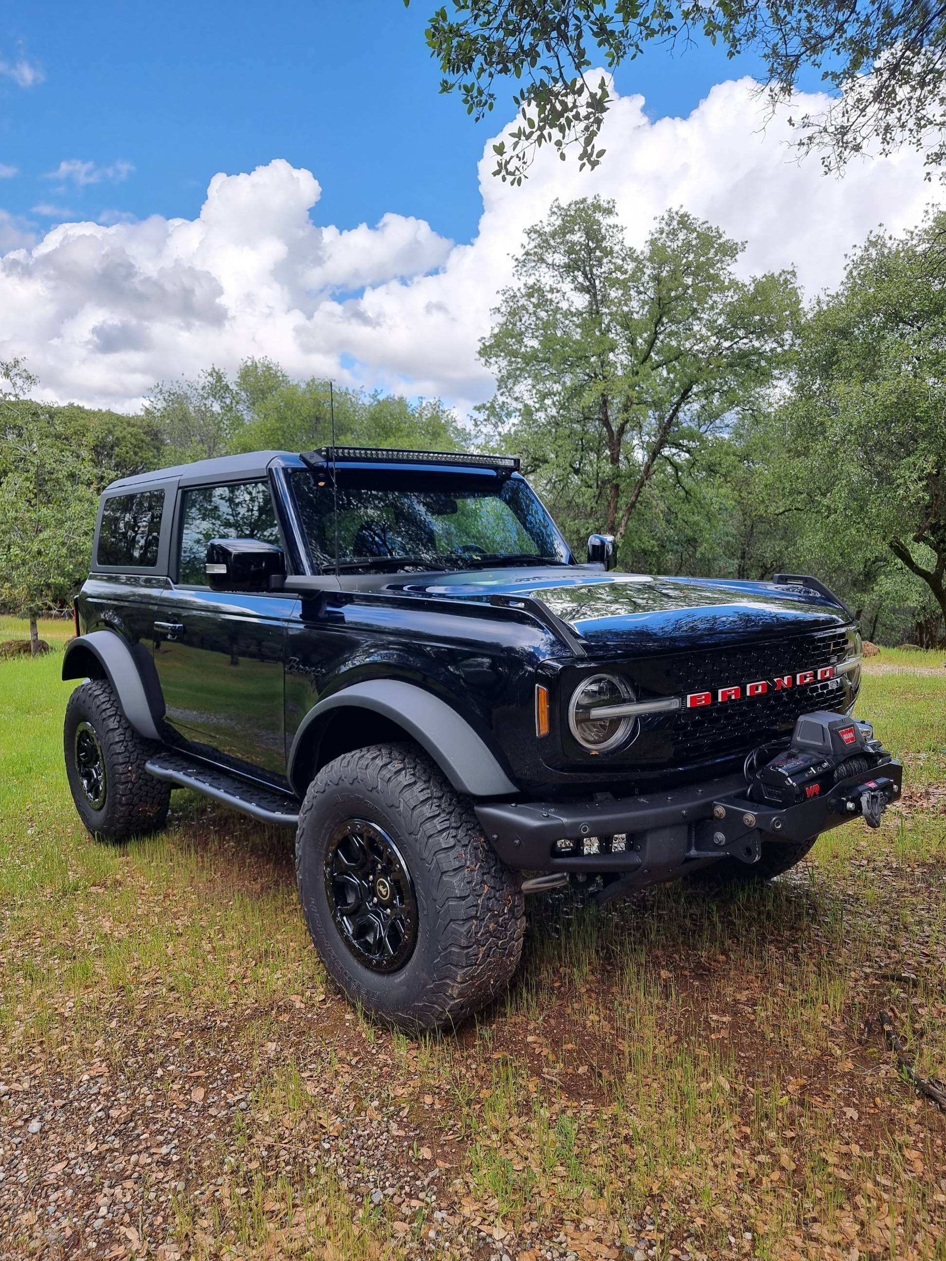 Ford Bronco How many 2 door Broncos were built in 2021? image000000(2)