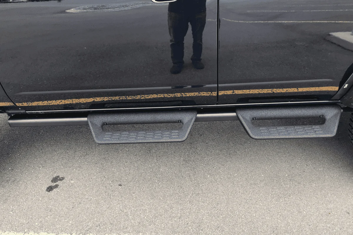 Ford Bronco Looking for 4-Door OEM Hoop Steps Hoop-steps-2