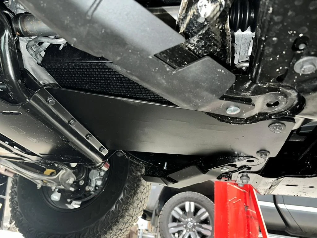 Ford Bronco Custom Transmission Skid Plate O8MAgFg