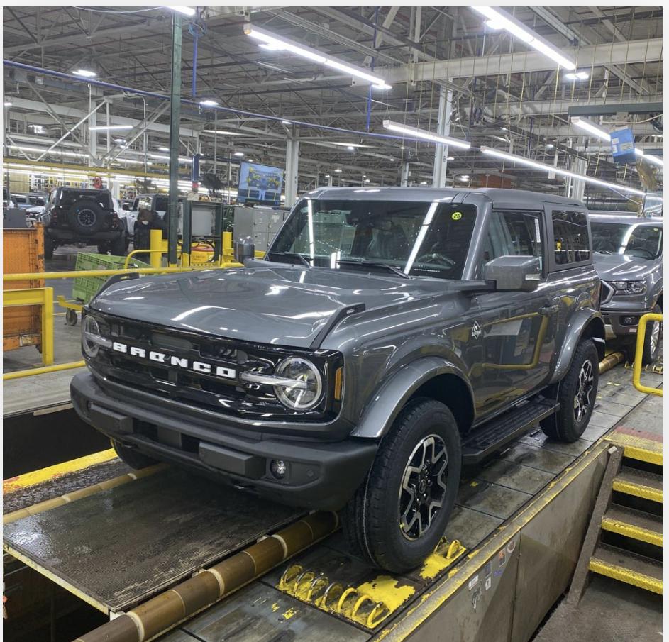 Ford Bronco 01/23/2023 Build Week 6EC5F3B5-5CA7-464F-A6A4-0F935109F8B2