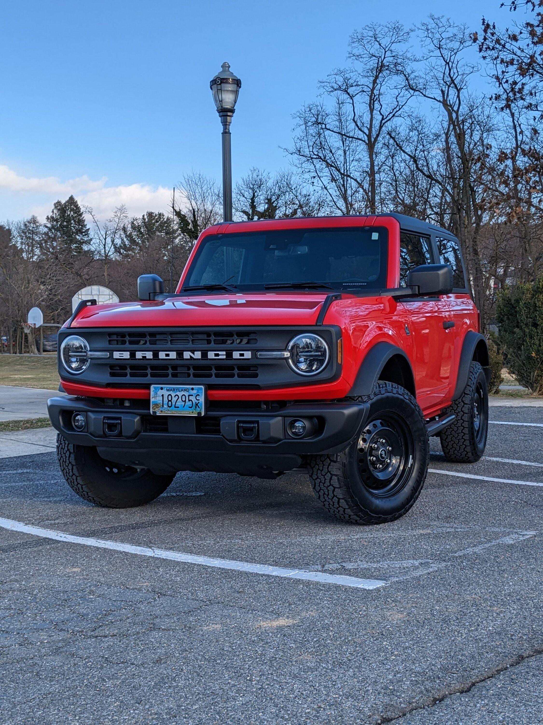 Ford Bronco RACE RED Bronco Club PXL_20230203_203723493