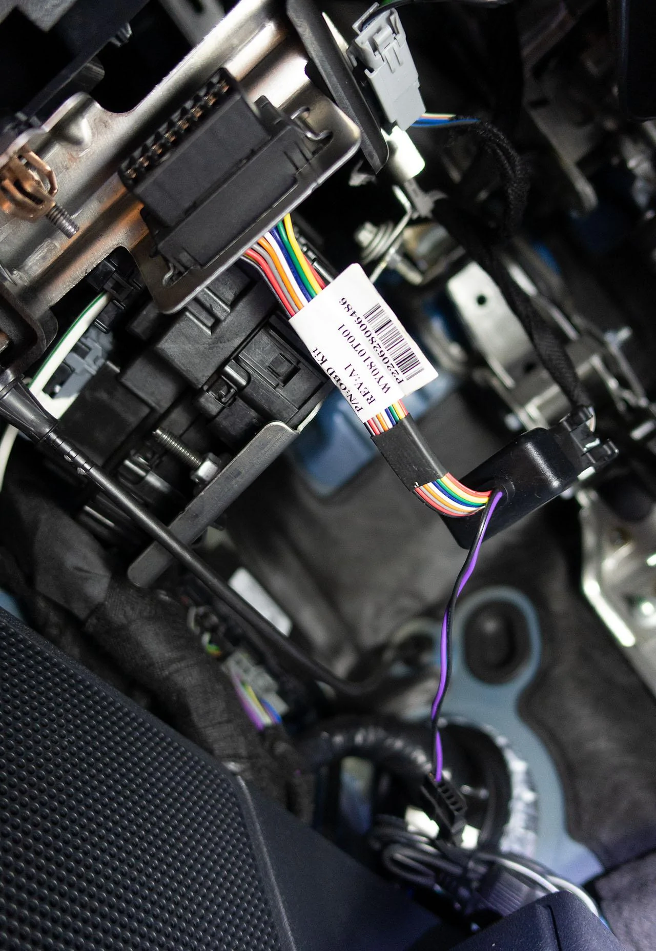 Ford Bronco Unwanted dealer addons may include LoJack GPS tracker DSC03324