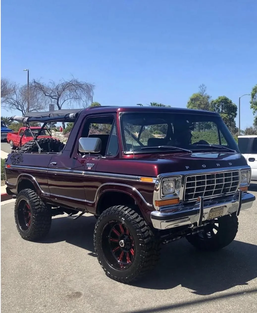 Ford Bronco Hmm interesting Bronco 59601935-D326-45B2-ABED-D288F8B4CD8B