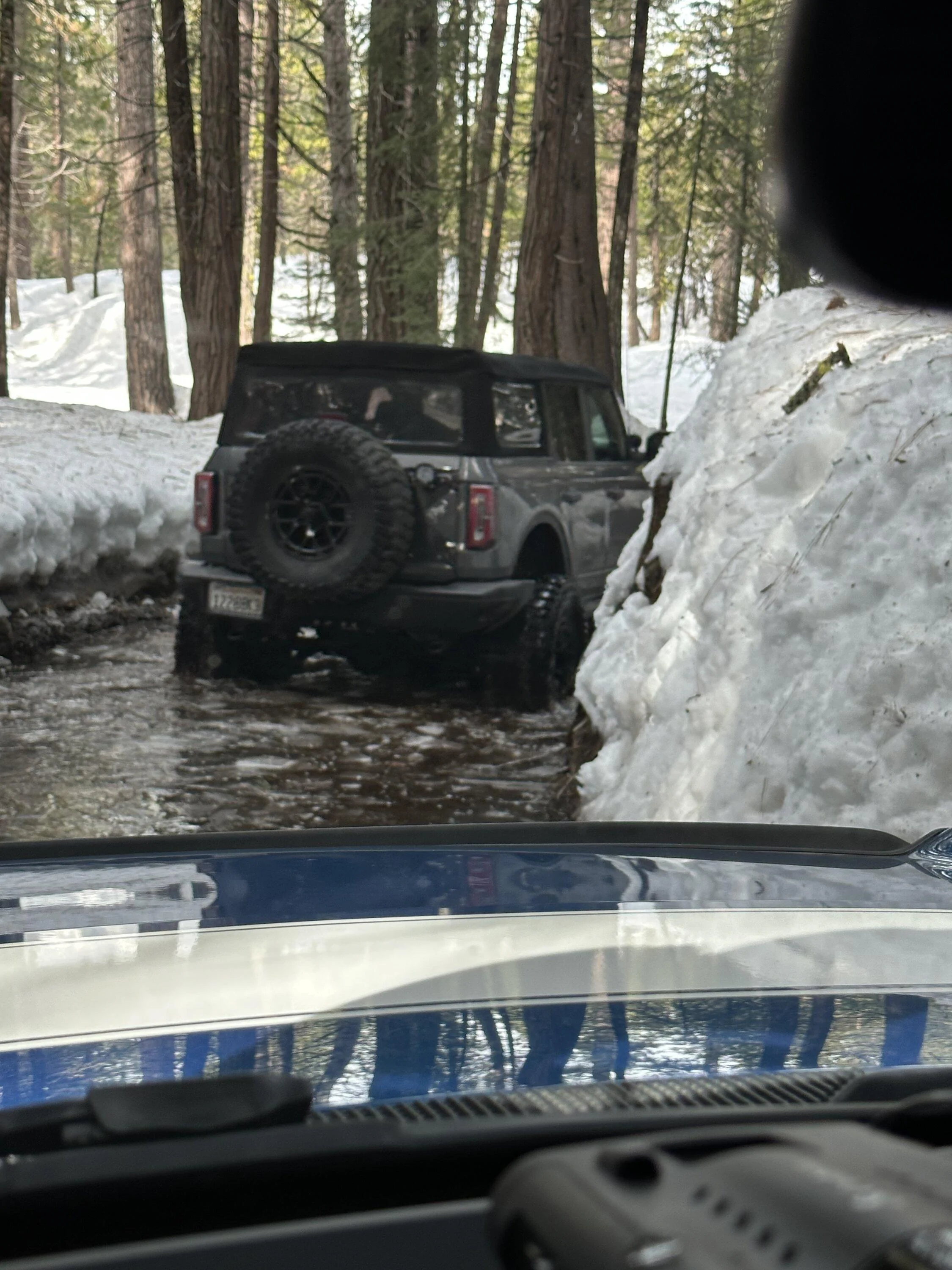 Ford Bronco Couple of Broncos go on a snow adventure 2D28E014-957B-47F2-B7BE-2F3079C9AAD1