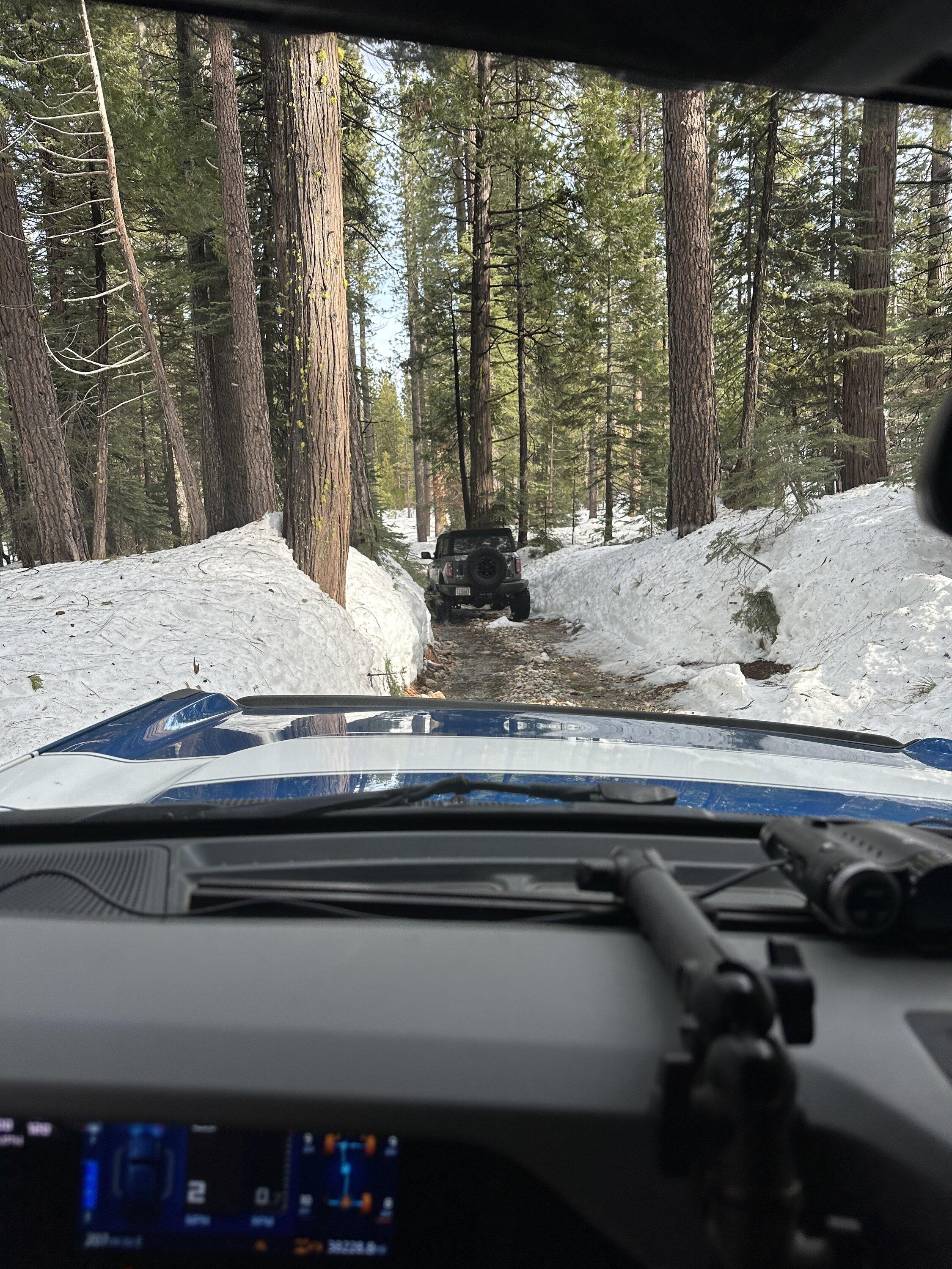Ford Bronco Couple of Broncos go on a snow adventure CE01B2B0-C414-455E-AC85-BCD8D8281167