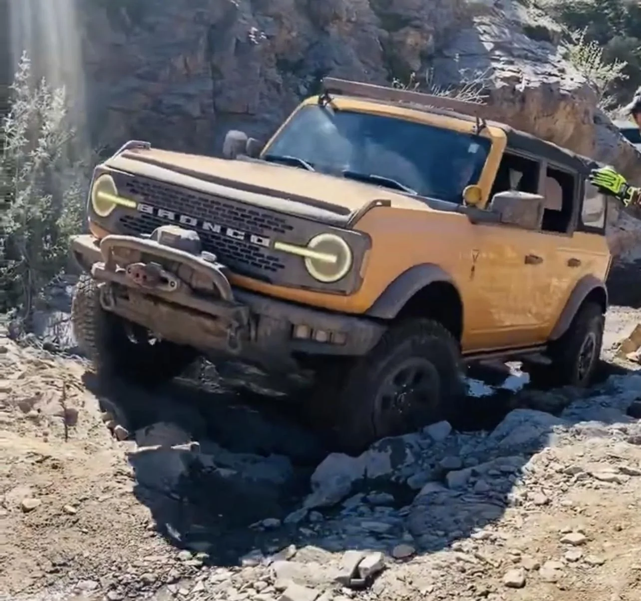 Ford Bronco BL non vs SAS IMG_5845