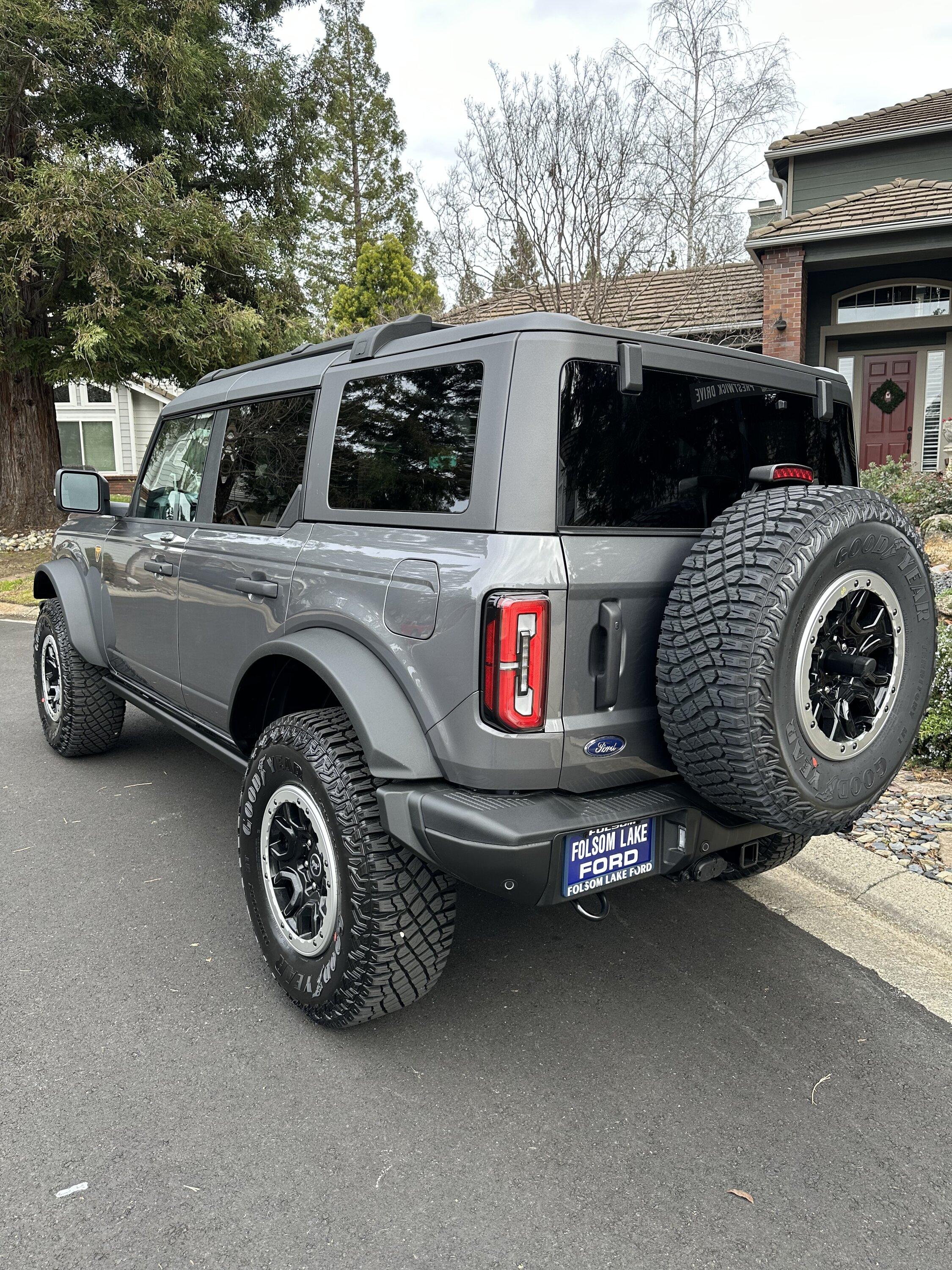 Ford Bronco 2023 Bronco Badlands Sasquatch E000E4ED-B9DC-4BFE-BB50-D7A008D7F9F6