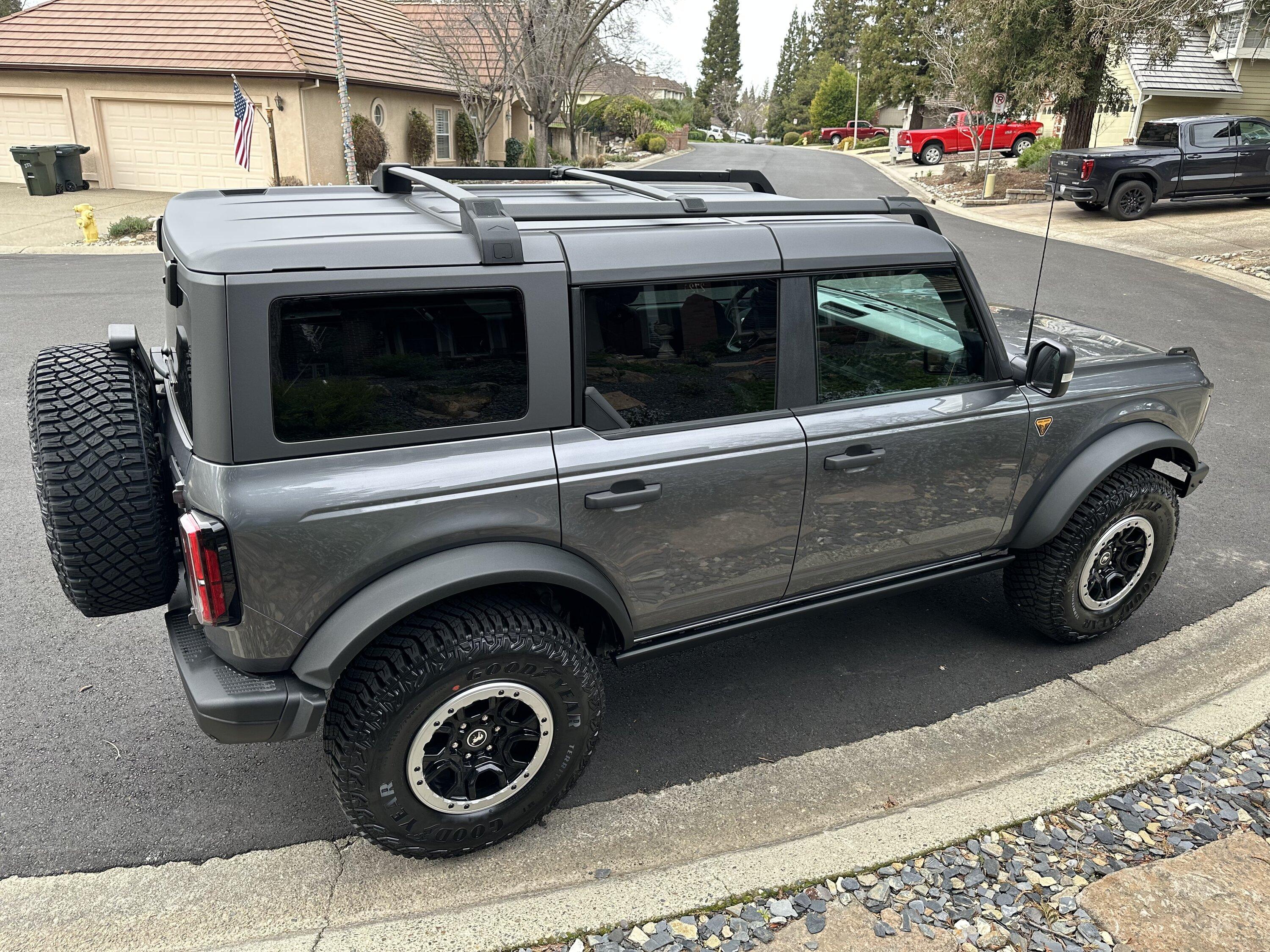 Ford Bronco 2023 Bronco Badlands Sasquatch 167965A7-3F3D-4E05-BF37-75D9F6BCC245