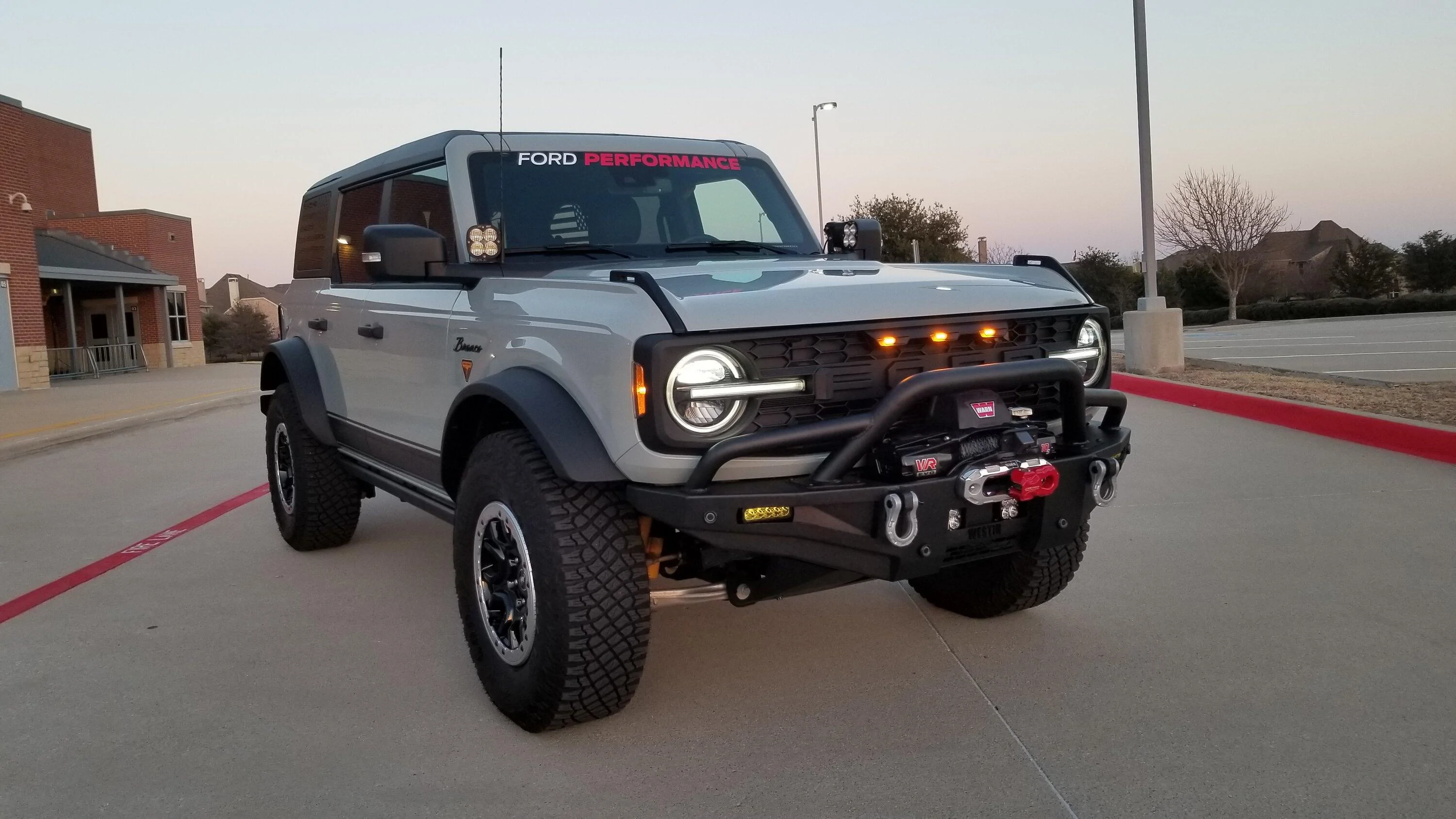 Ford Bronco THE MOD JOURNEY BEGANS! 2023-02-05 18.01.21