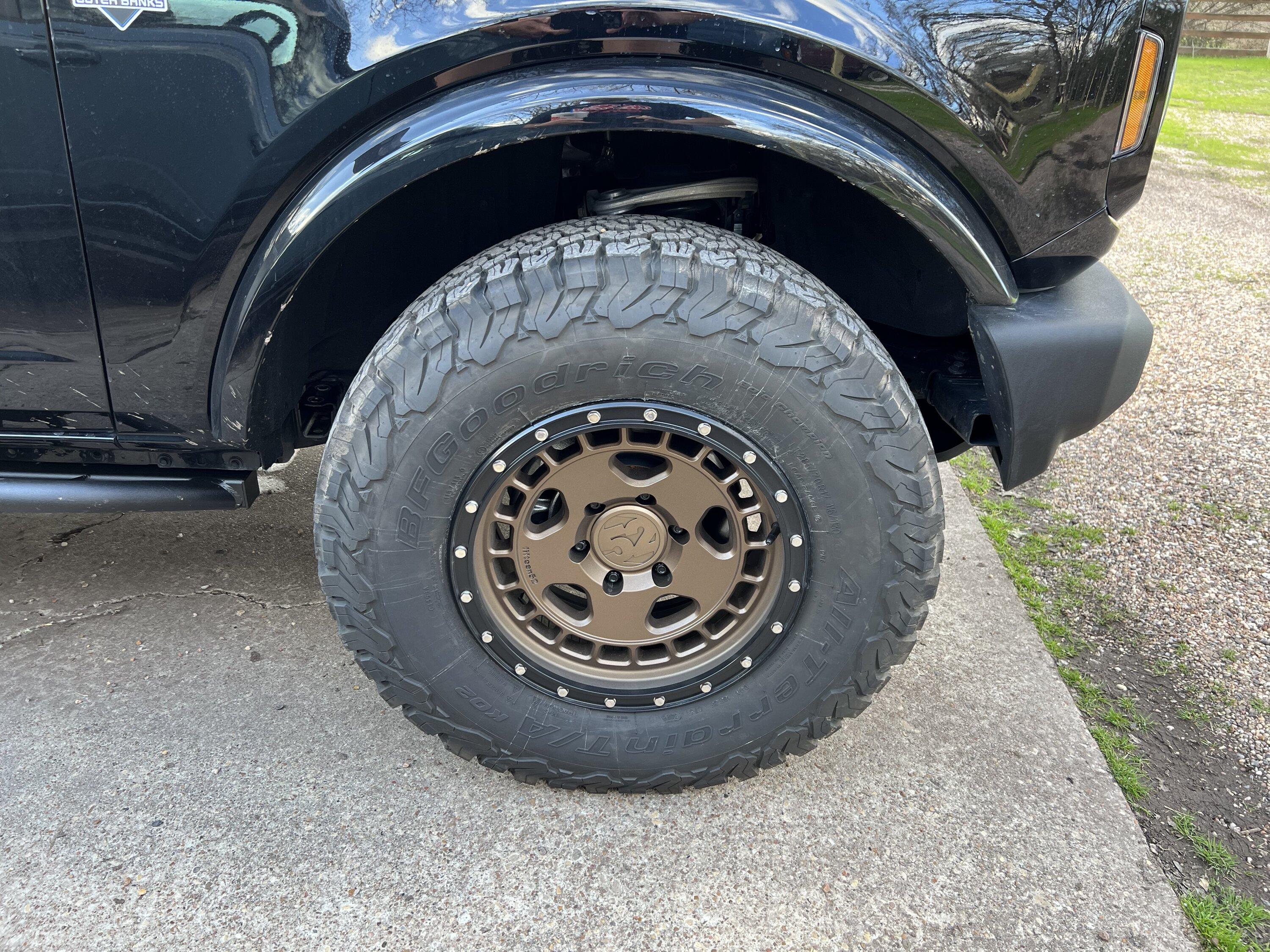 Ford Bronco Show us your installed wheel / tire upgrades here! (Pics) 443EB162-31F0-4783-A5CE-98AE8AE694C4