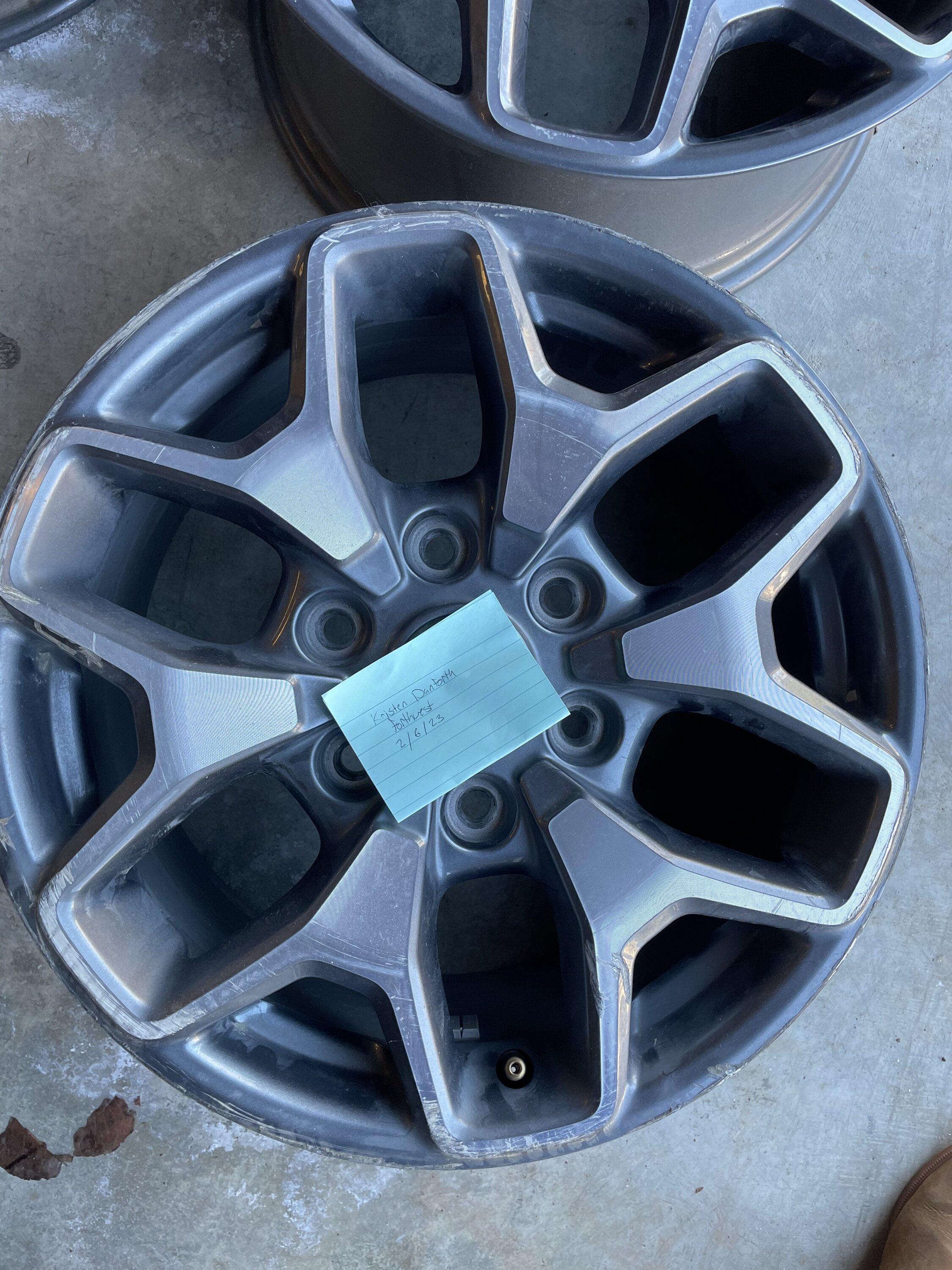 Ford Bronco Badlands Rims $100 3342CBCB-8088-45FF-9380-902A16DE610A