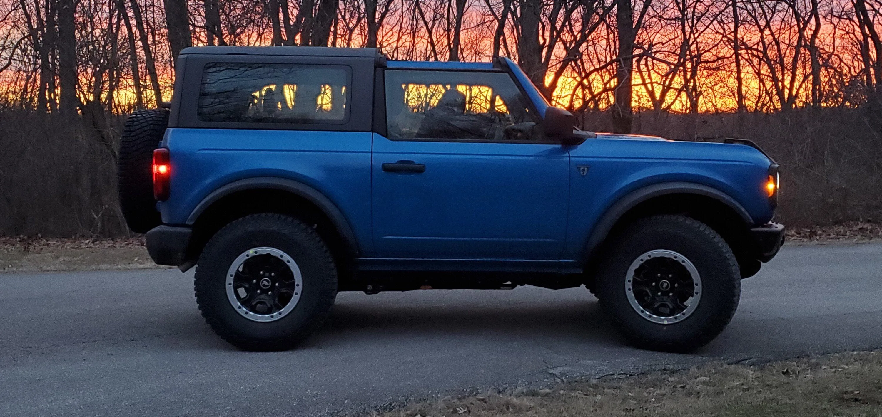 Ford Bronco Winter sunset 20230204_173913