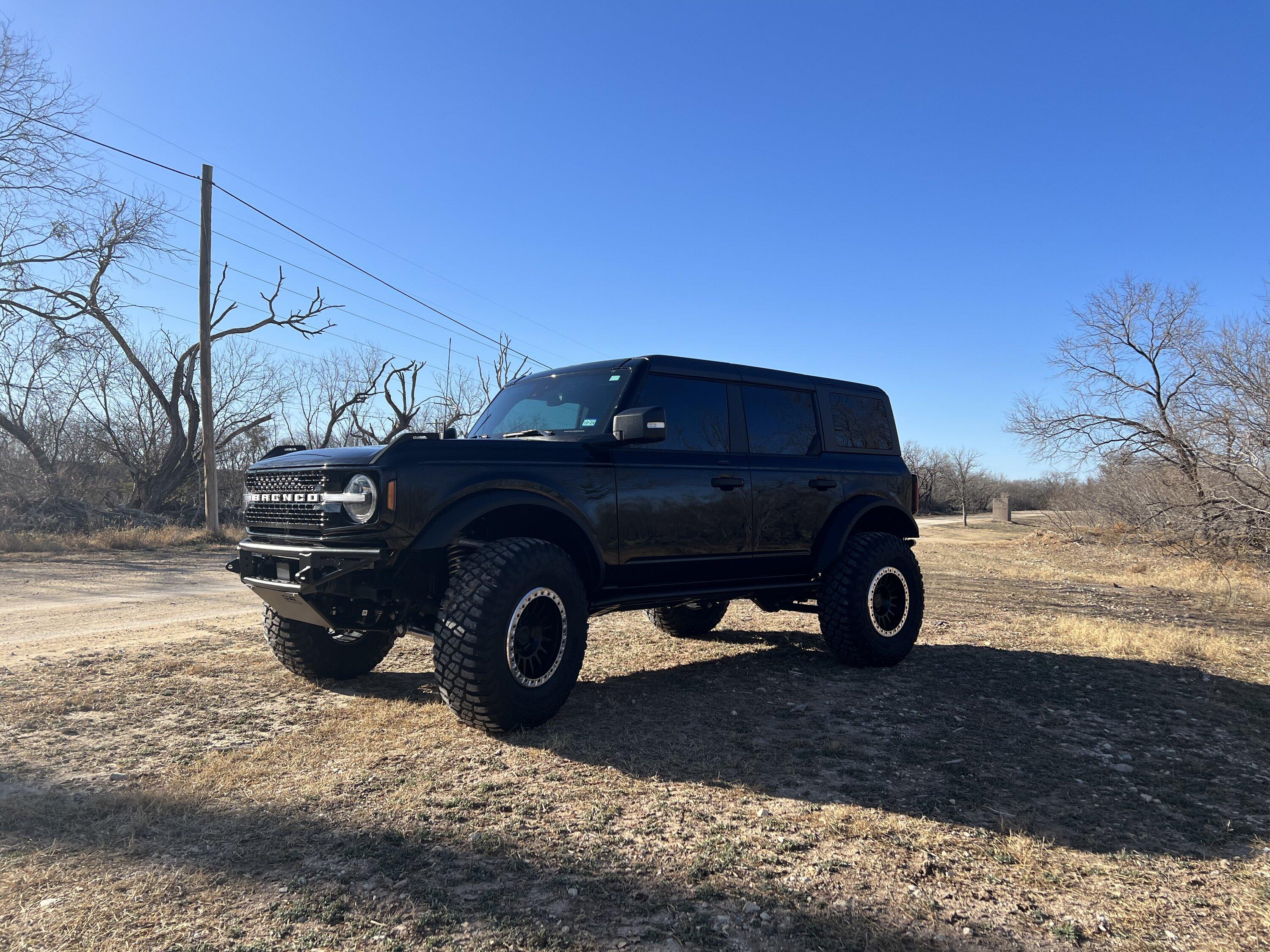 Ford Bronco 4 Door Bronco Wildtrak Black Out Build on 37" KM3s 05BB78E4-BFC1-4FDB-B6D0-0D8A3CB6ED11