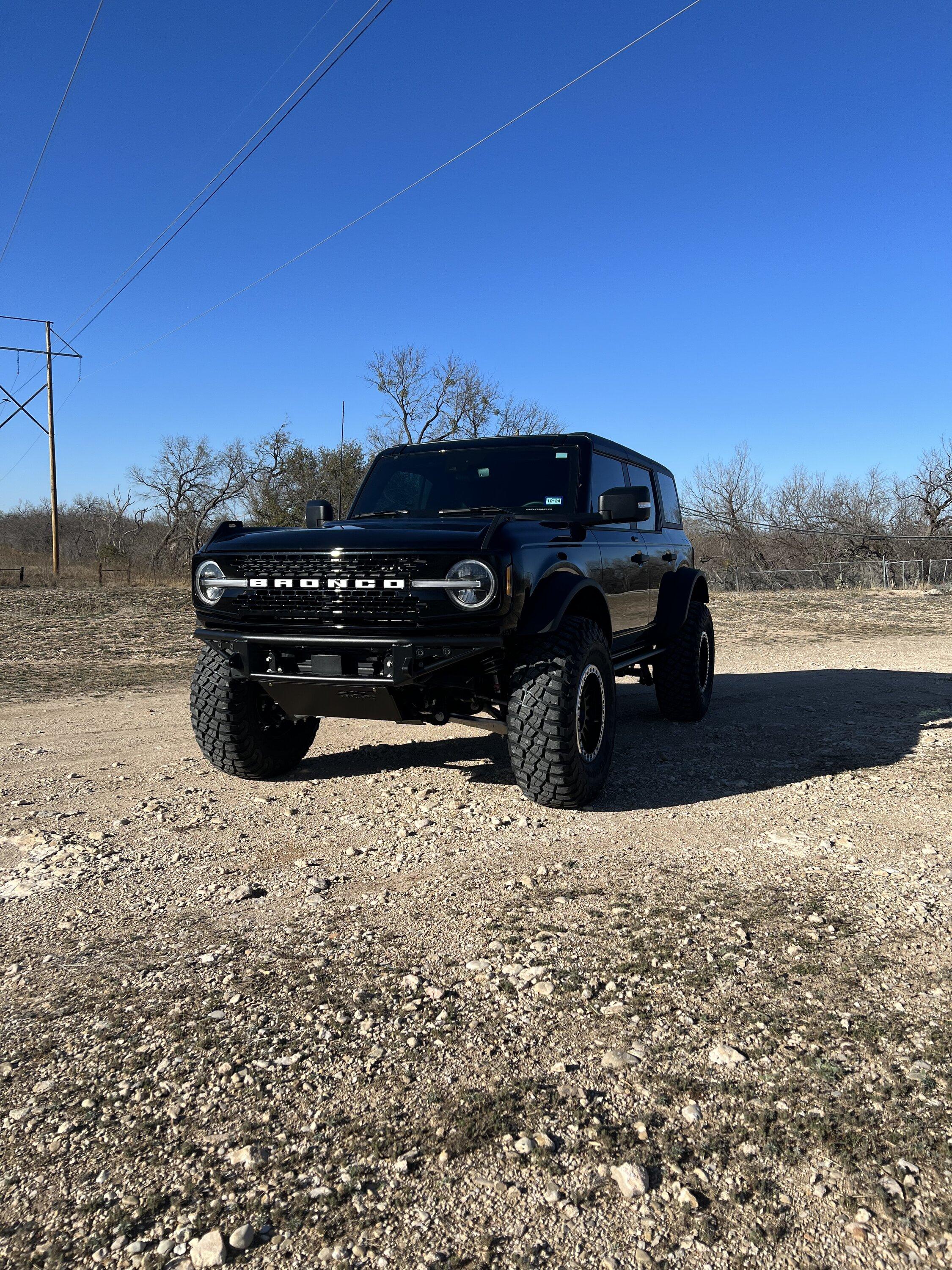 Ford Bronco 4 Door Bronco Wildtrak Black Out Build on 37" KM3s 04266A4A-4AB3-4C67-B1DE-77513ADA911D
