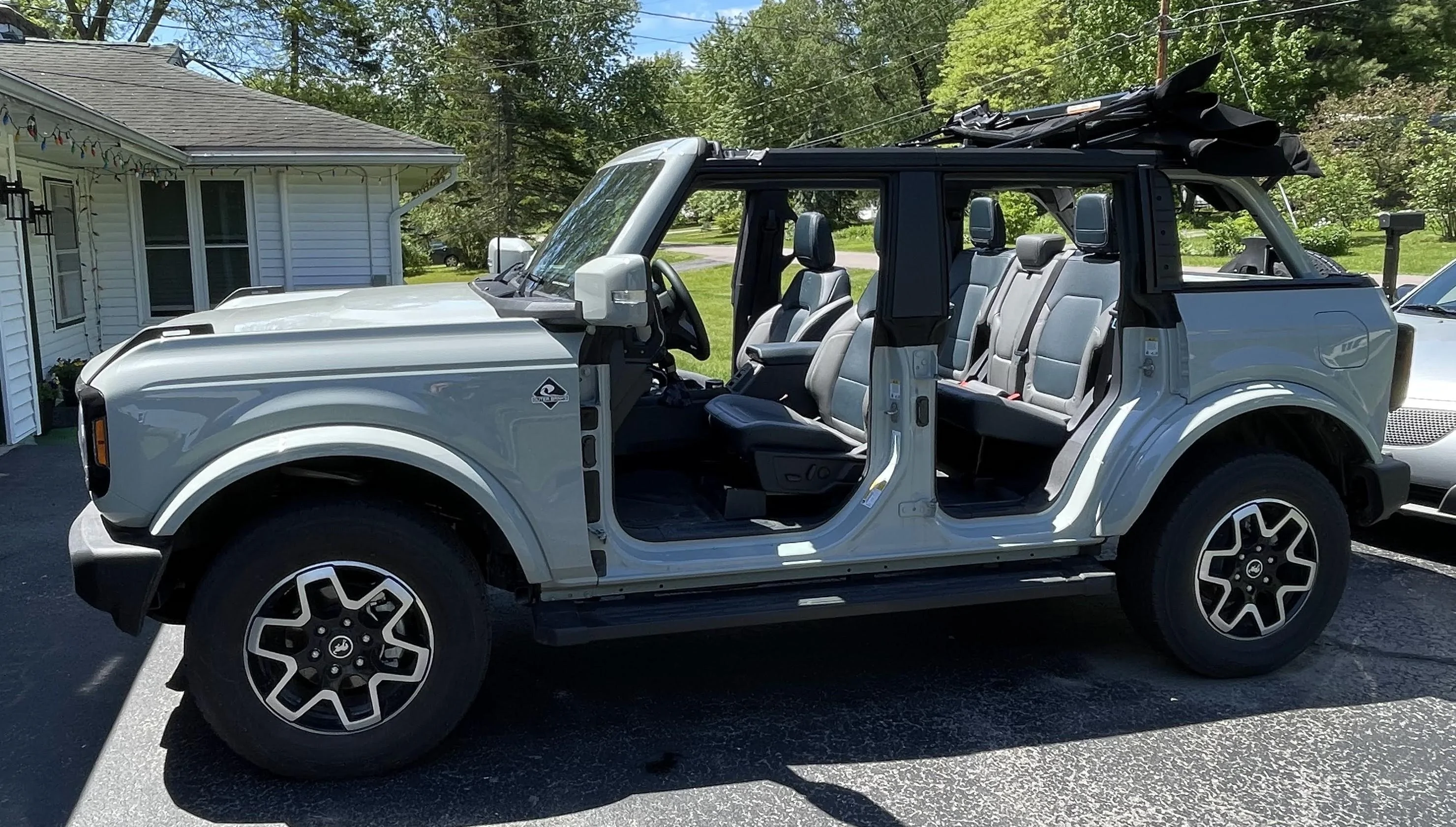 Ford Bronco 2021 OBX 4DR IMG_1103