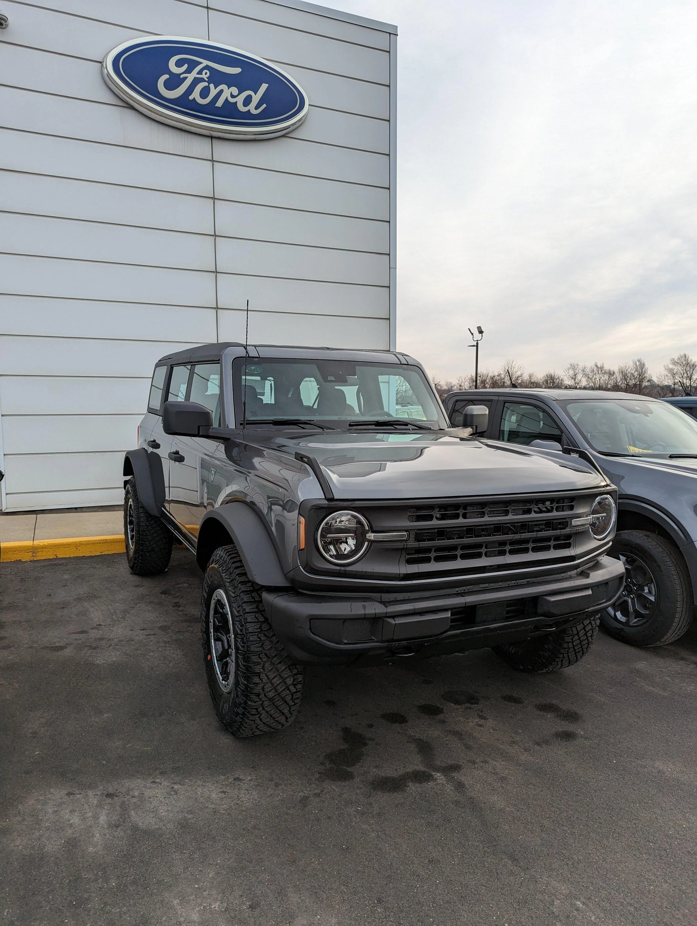 Ford Bronco WTB modular bumper PXL_20230206_144827322