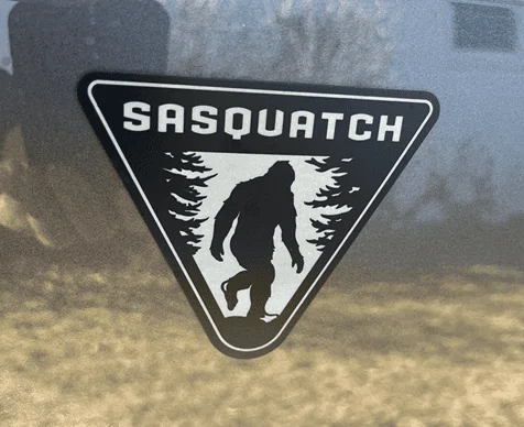 Ford Bronco Would you rather Black Diamond (mid) vs Base with Sasquatch 1675784914436