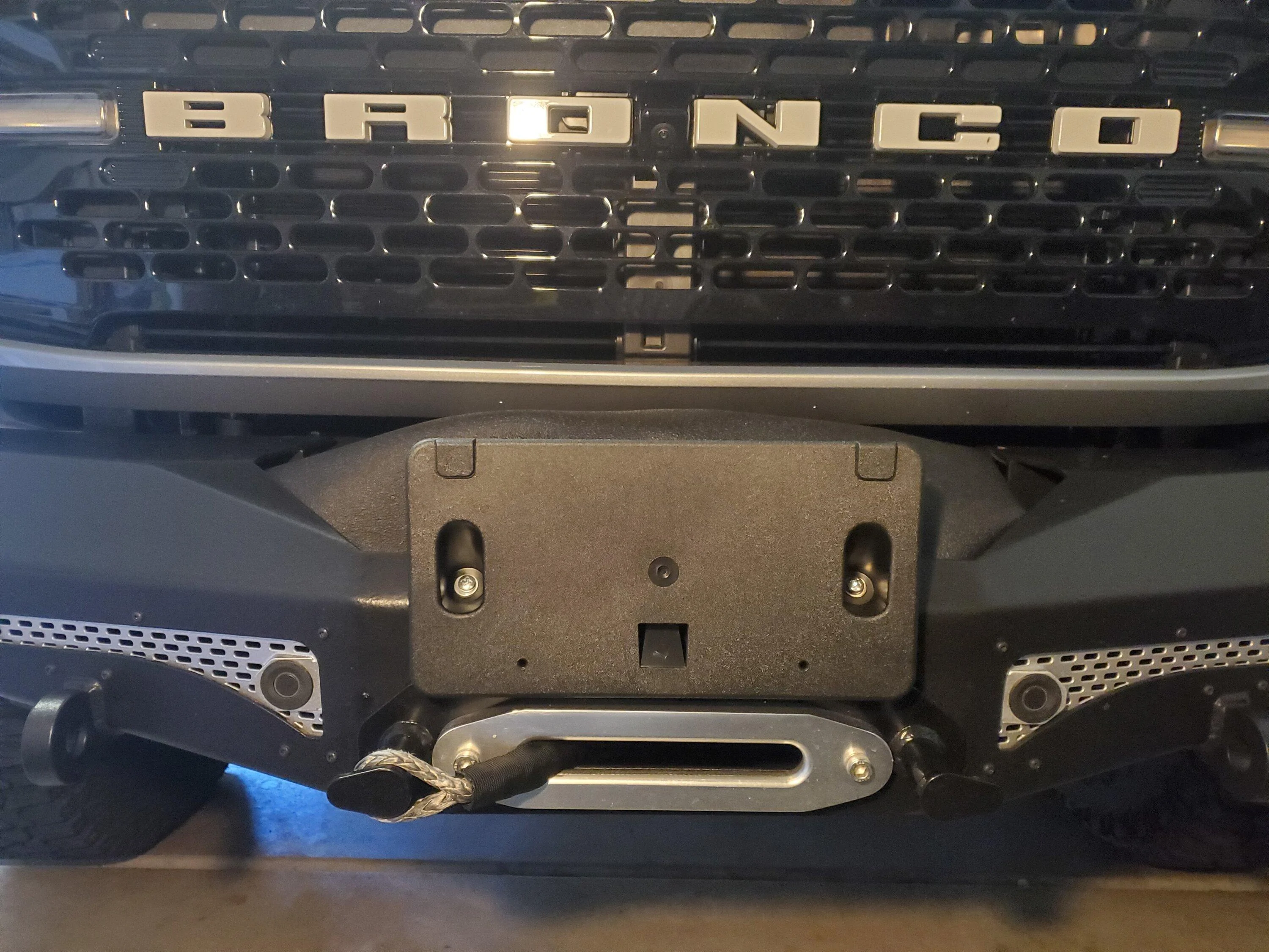 Ford Bronco BAMF Overland front winch bumper 20230206_101737