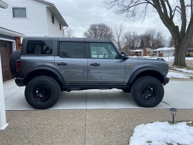 Ford Bronco Show us your installed wheel / tire upgrades here! (Pics) bronco 1