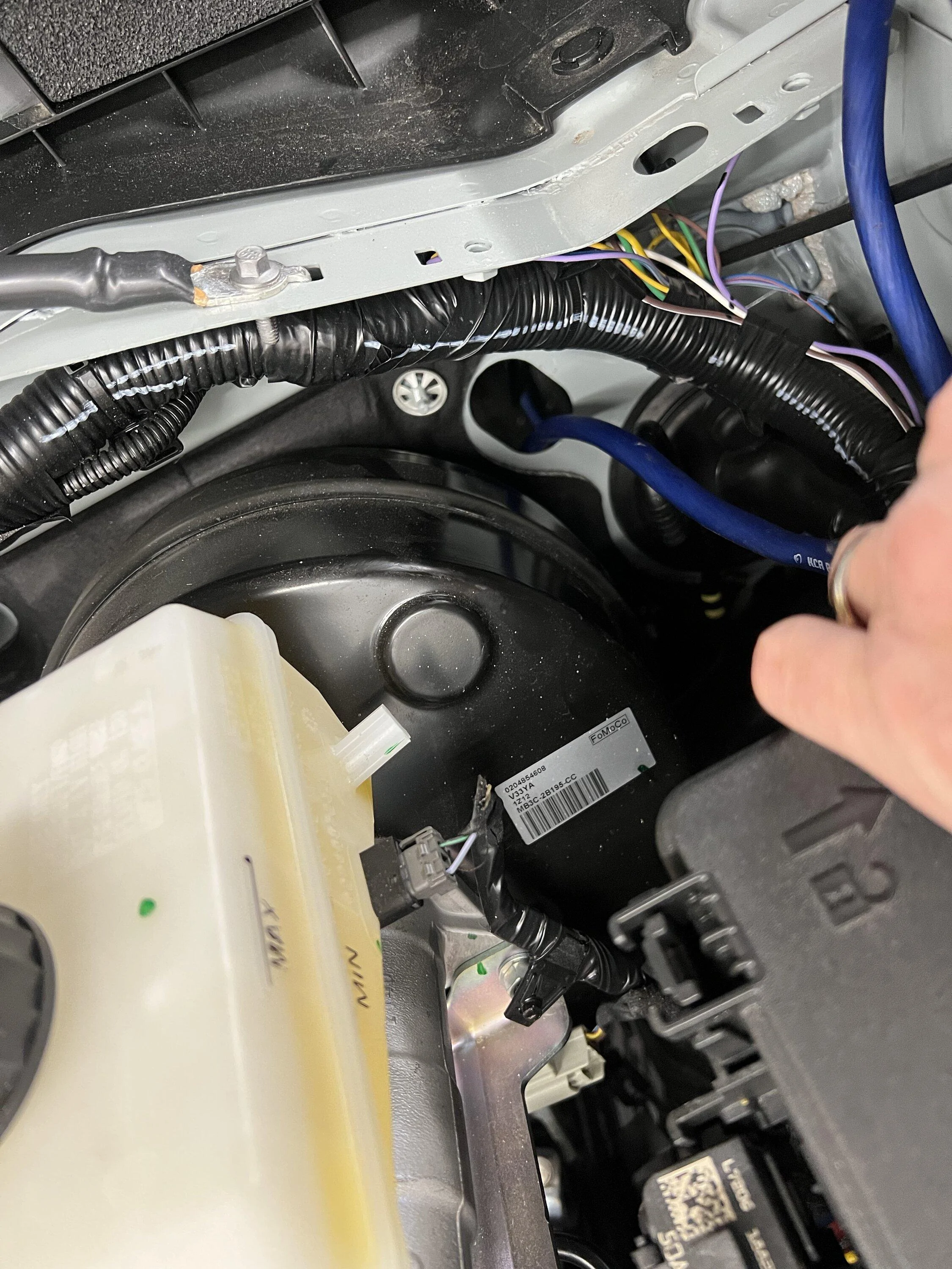Ford Bronco Found great passage hole for amp power cable driver side B6B12BF7-97FC-4CBB-845A-C79EF5BD01E2