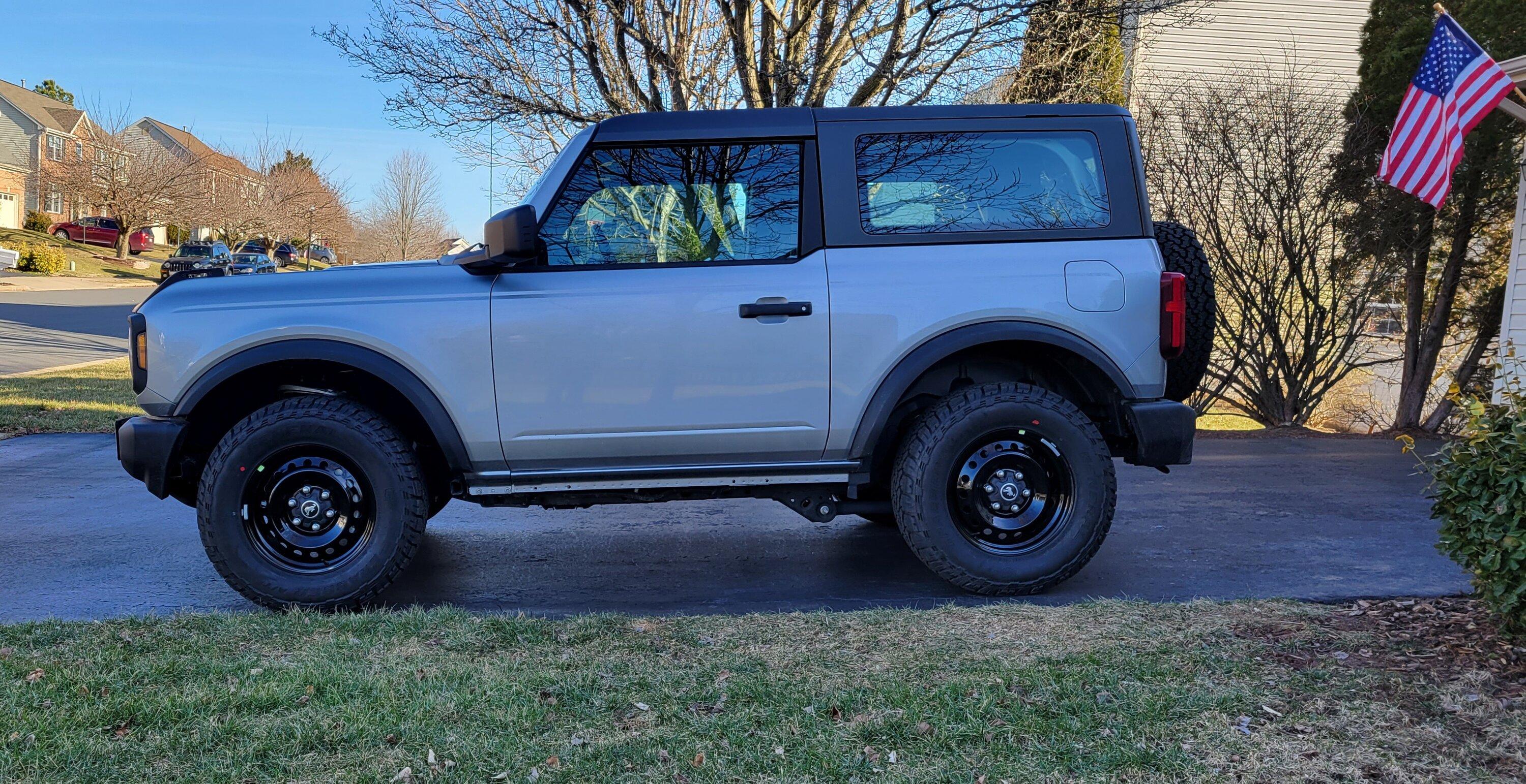 Ford Bronco ICONIC SILVER Bronco Club 20230204_152535