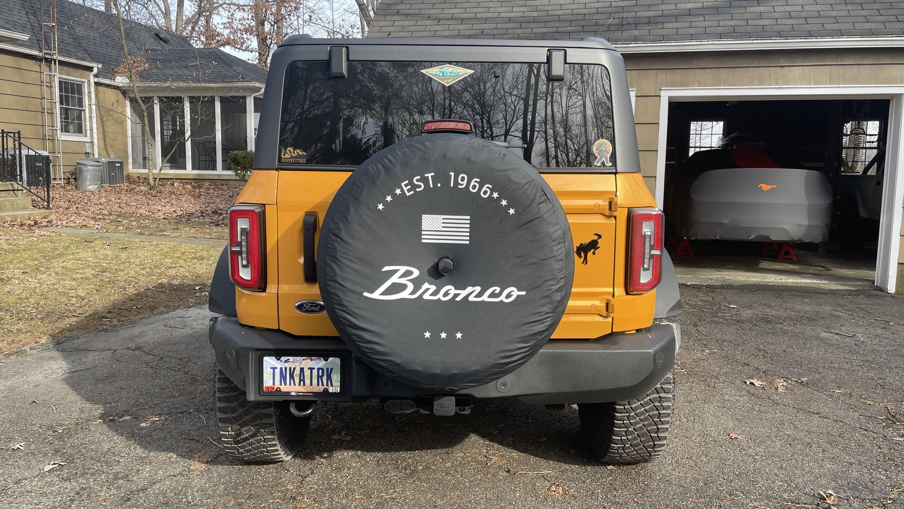 Ford Bronco Ford Accessory Tire cover 6FE2DF2C-946D-4973-98CA-0624A91F5B1A