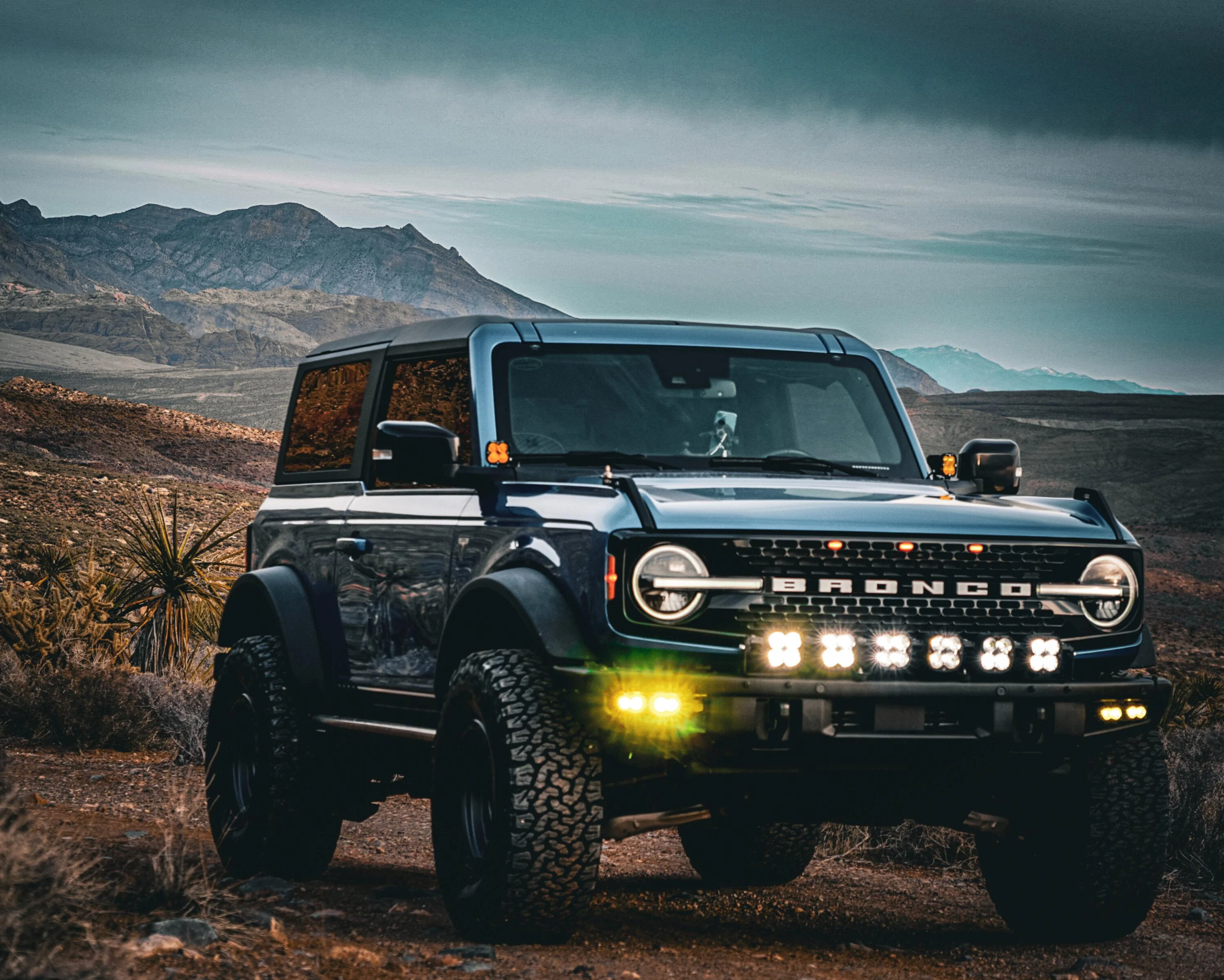 Ford Bronco Early Morning in the Desert EE5B0B1F-A797-4696-9AF9-D01366F94EDF