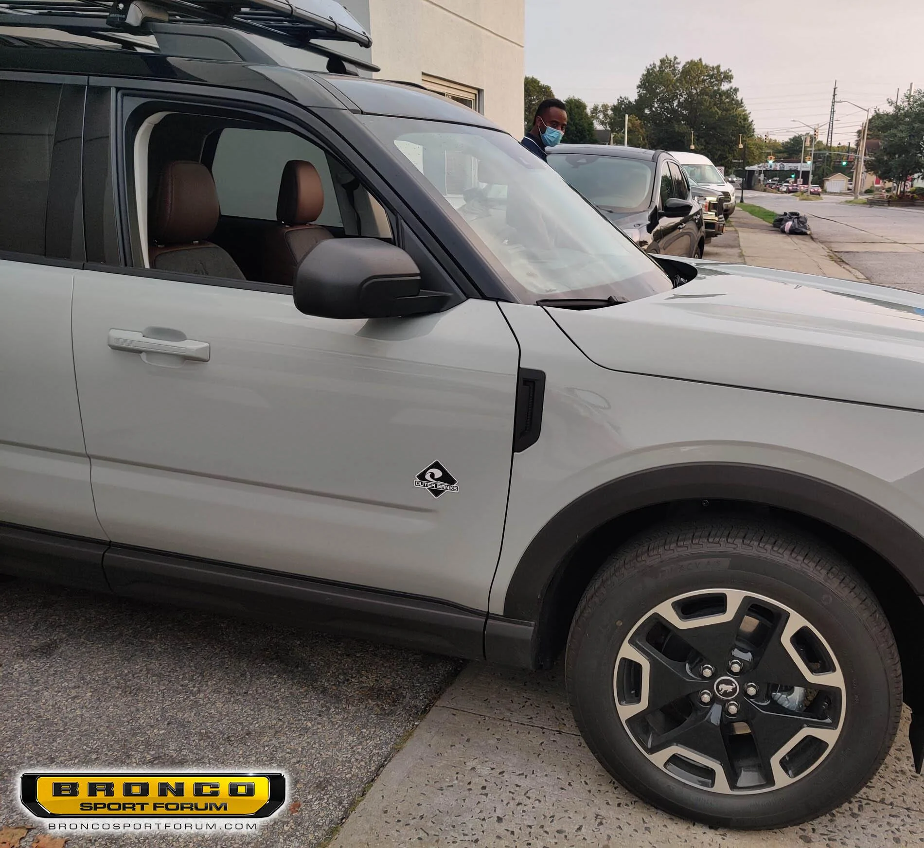 Ford Bronco Cactus Gray Deep Dive Color Analysis and Comparison ADC22DD1-45AE-42A0-BFDB-4C36C151638C