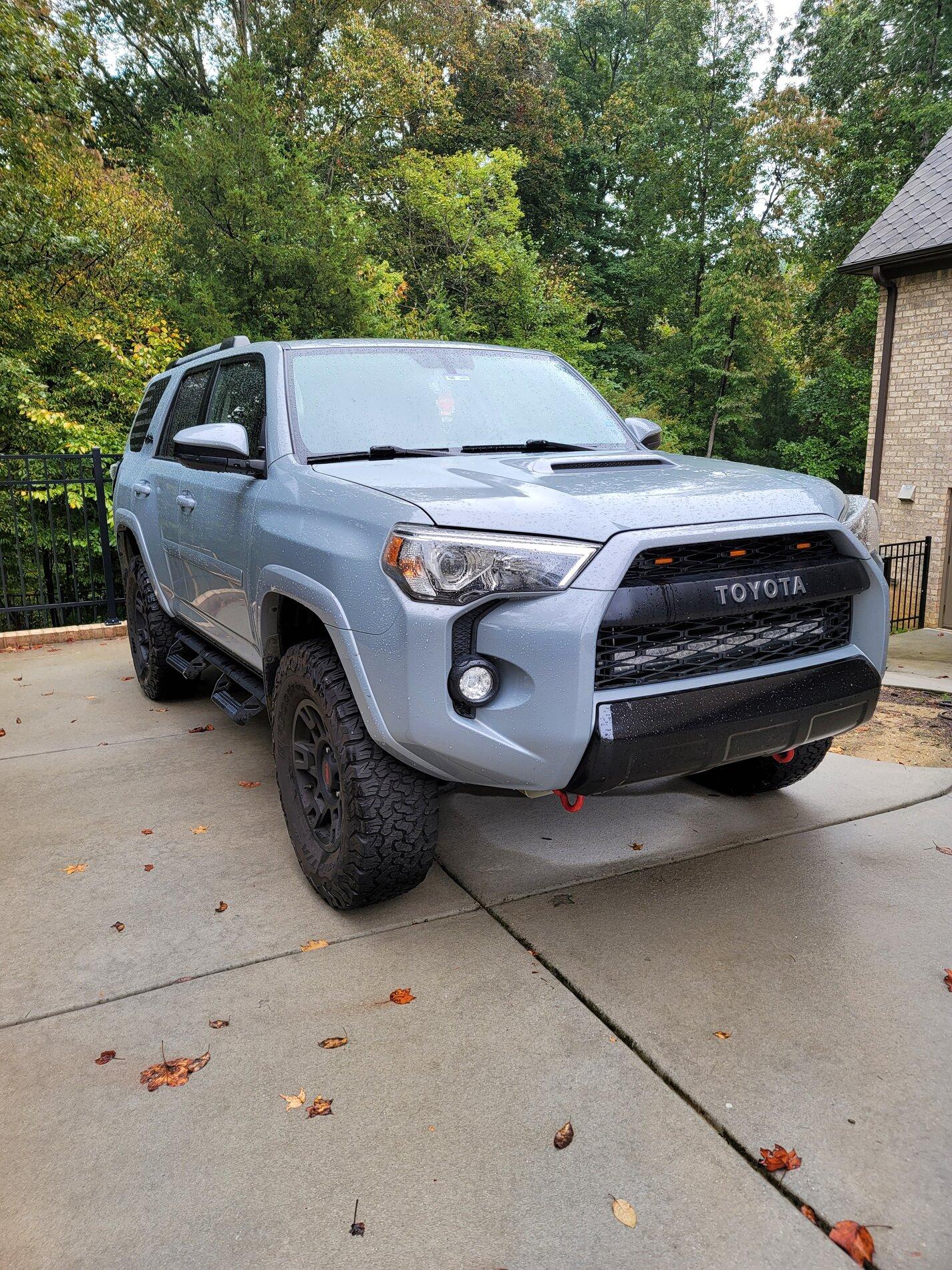 Ford Bronco Cactus Gray Deep Dive Color Analysis and Comparison 20201010_103259