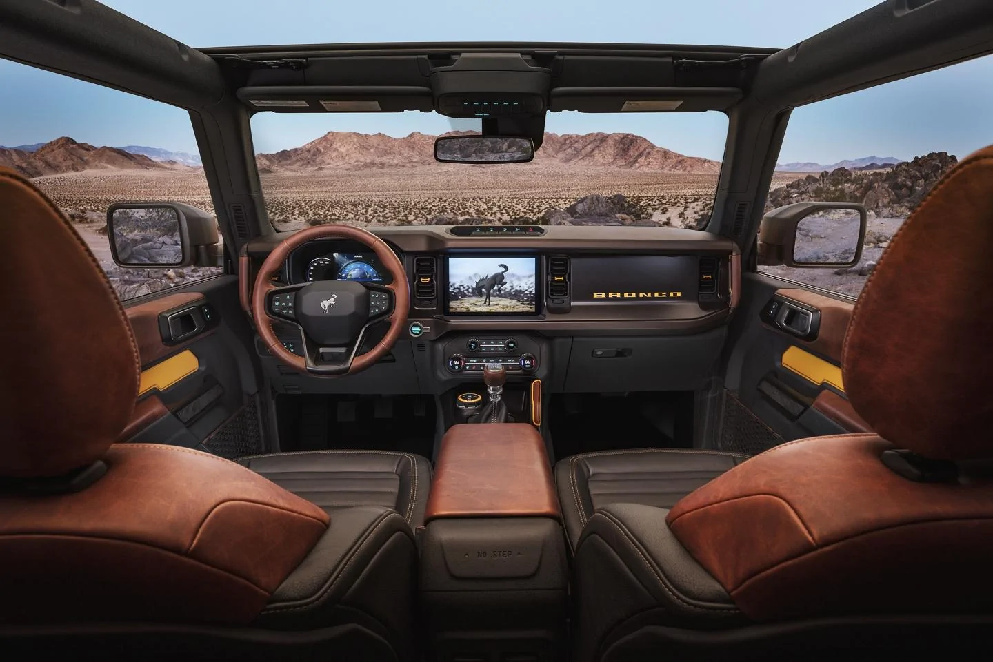 Ford Bronco Interior Choices FULL_DASH_C3