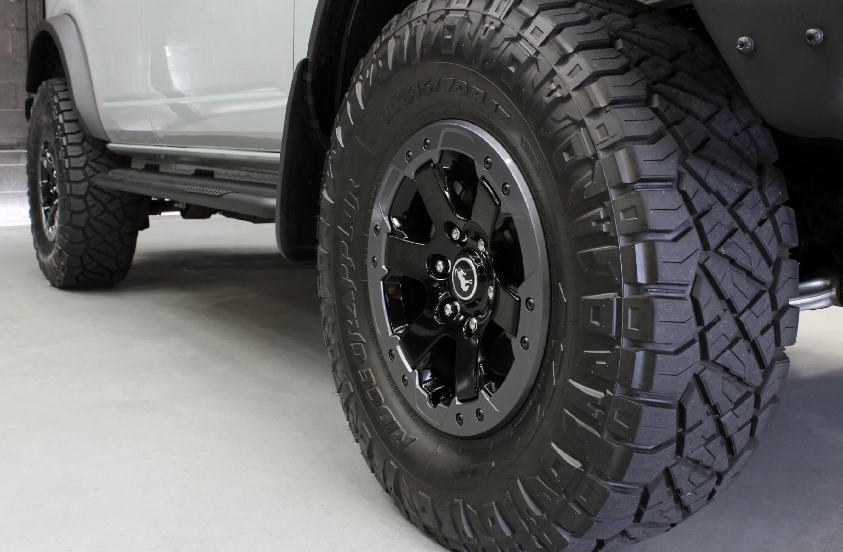 Ford Bronco Show us your installed wheel / tire upgrades here! (Pics) 9EAF253F-0010-4F6C-9631-566B955CBC74