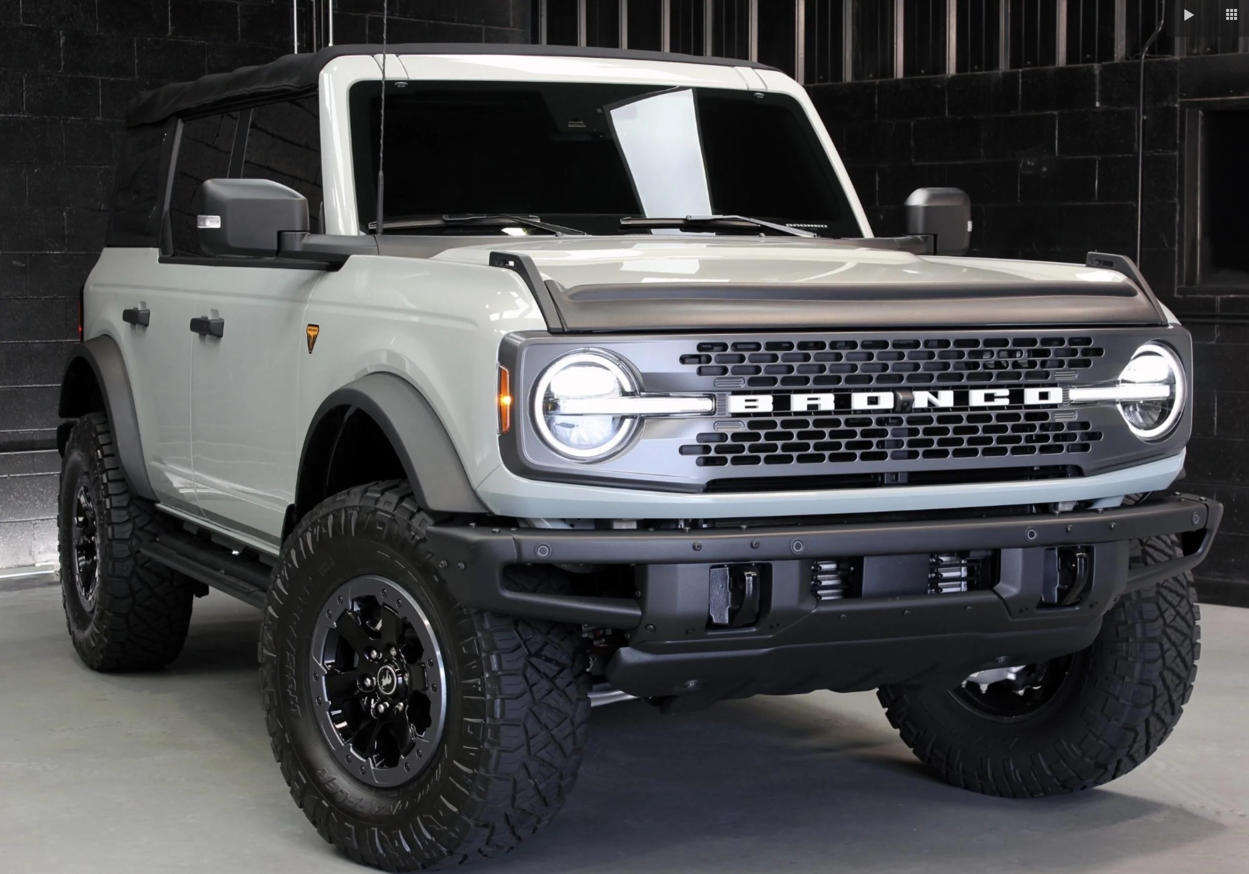 Ford Bronco Show us your installed wheel / tire upgrades here! (Pics) D60B138E-AECE-4A08-8F73-82C2B475C017