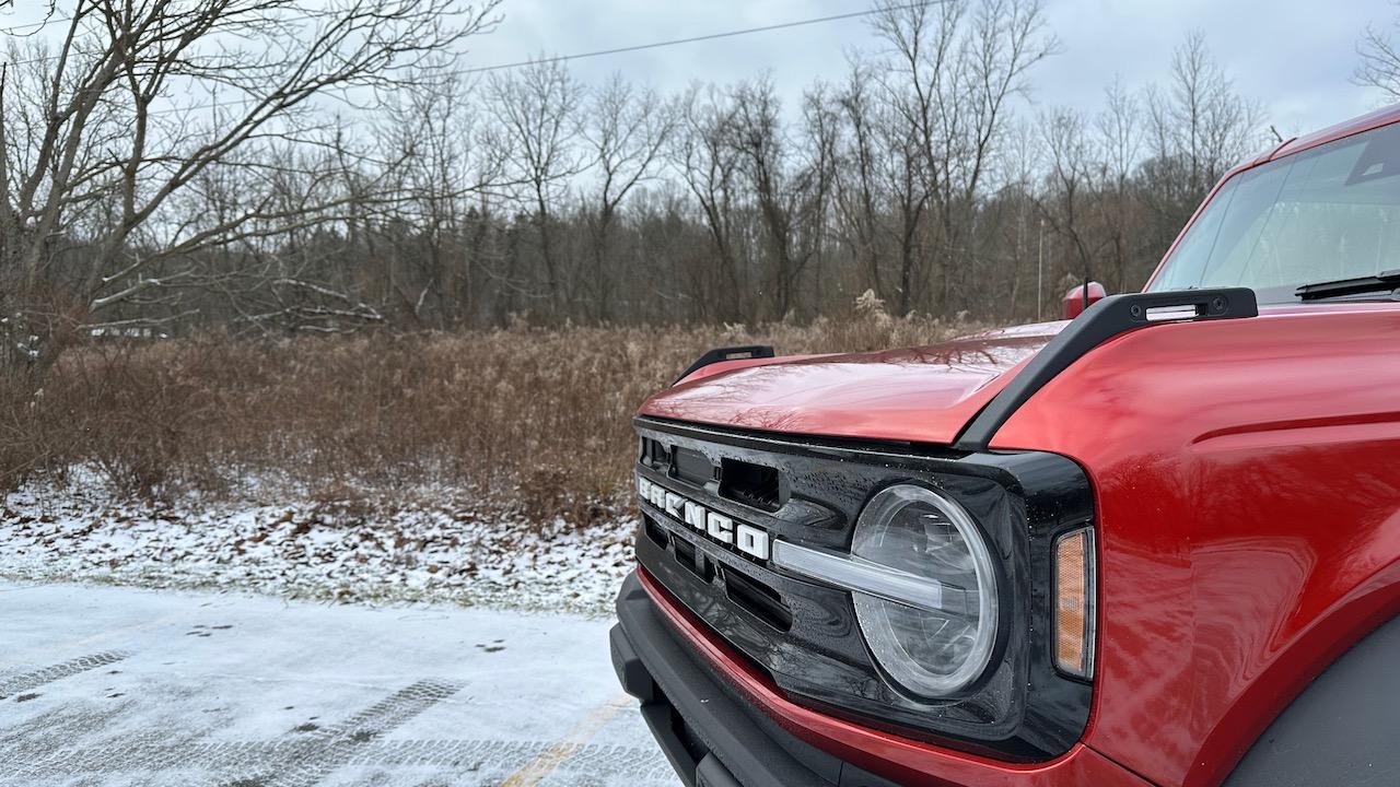 Ford Bronco HOT PEPPER RED Bronco Club IMG_0592