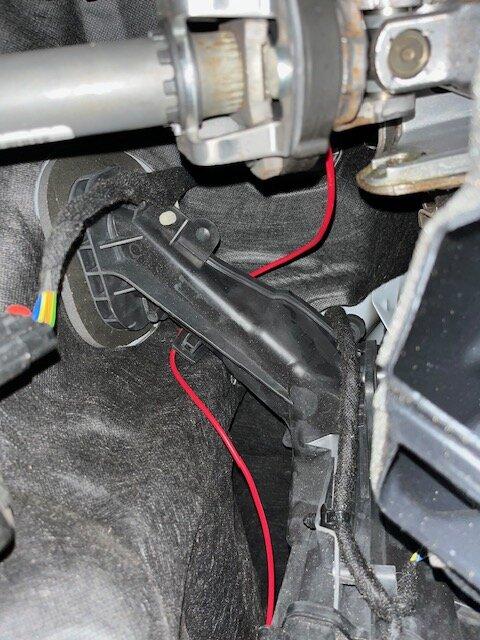 Ford Bronco IAG LED Dome Light Kit Aux wiring install IMG_1624