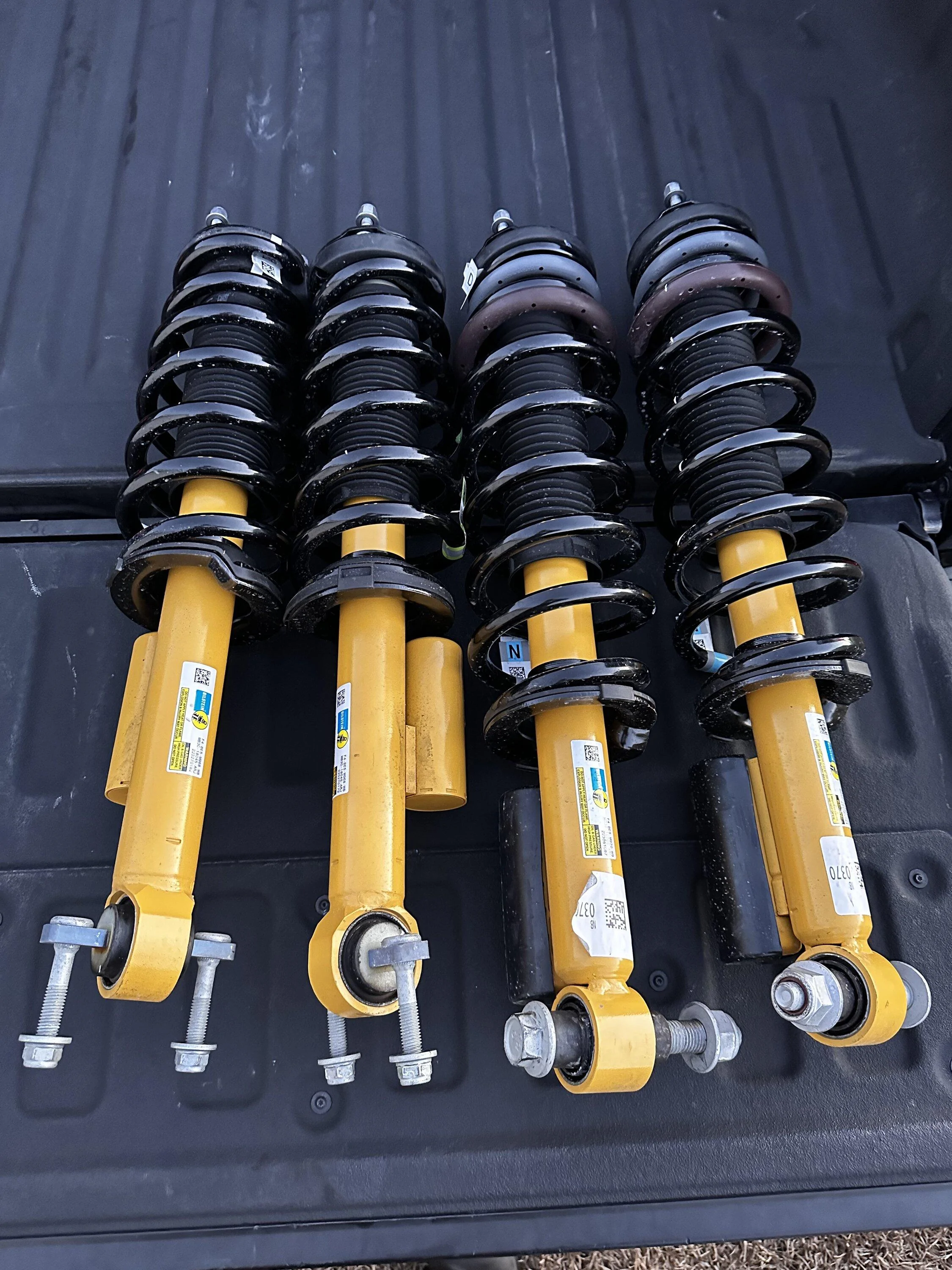 Ford Bronco Badlands 4DR bilstein suspension $500 EF9D9409-E182-424C-9EF0-98AD89A51516