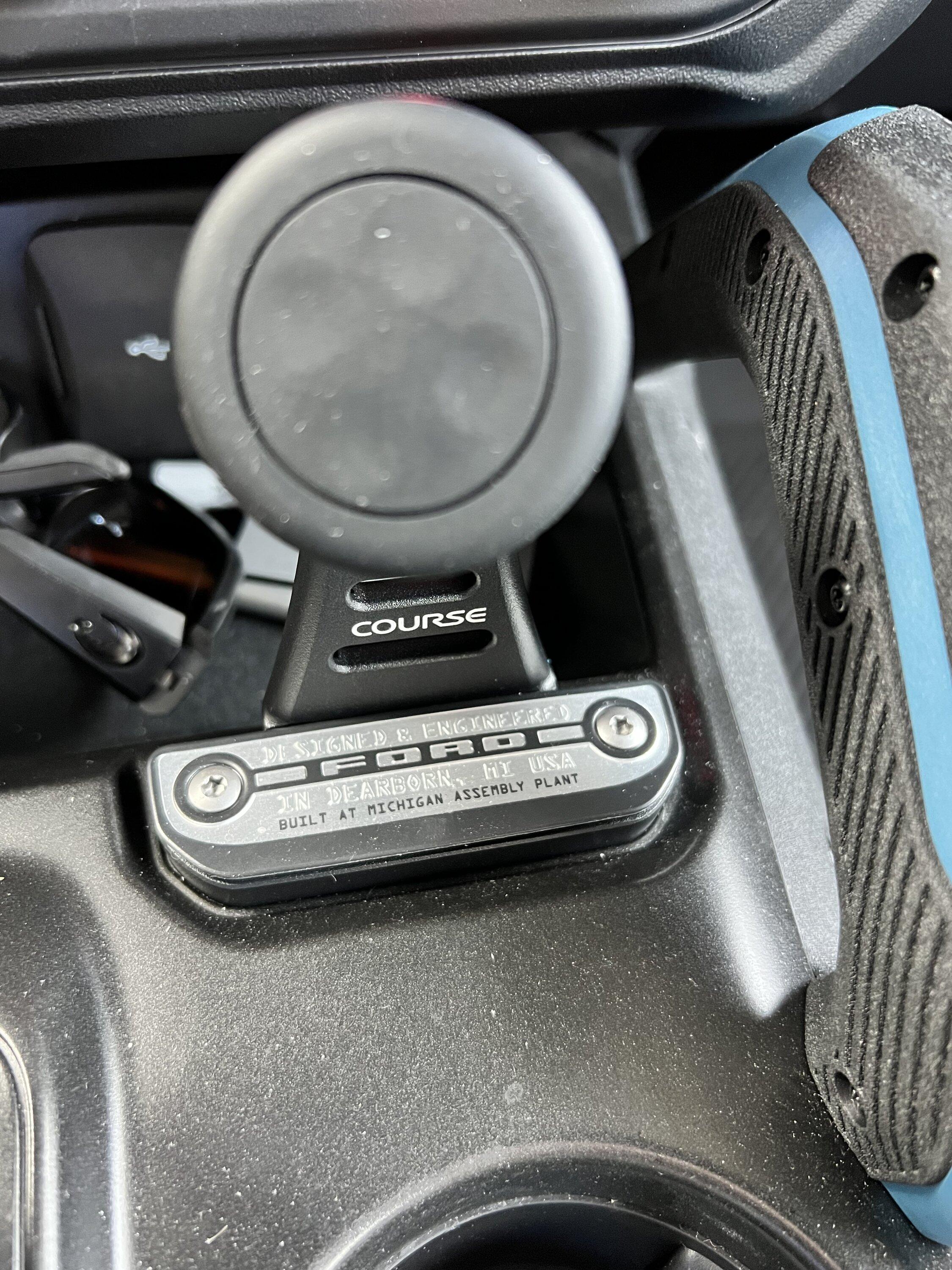 Ford Bronco Reasonably priced phone mount 903701C3-F30D-44E6-A5F5-C5E0FC6228FE