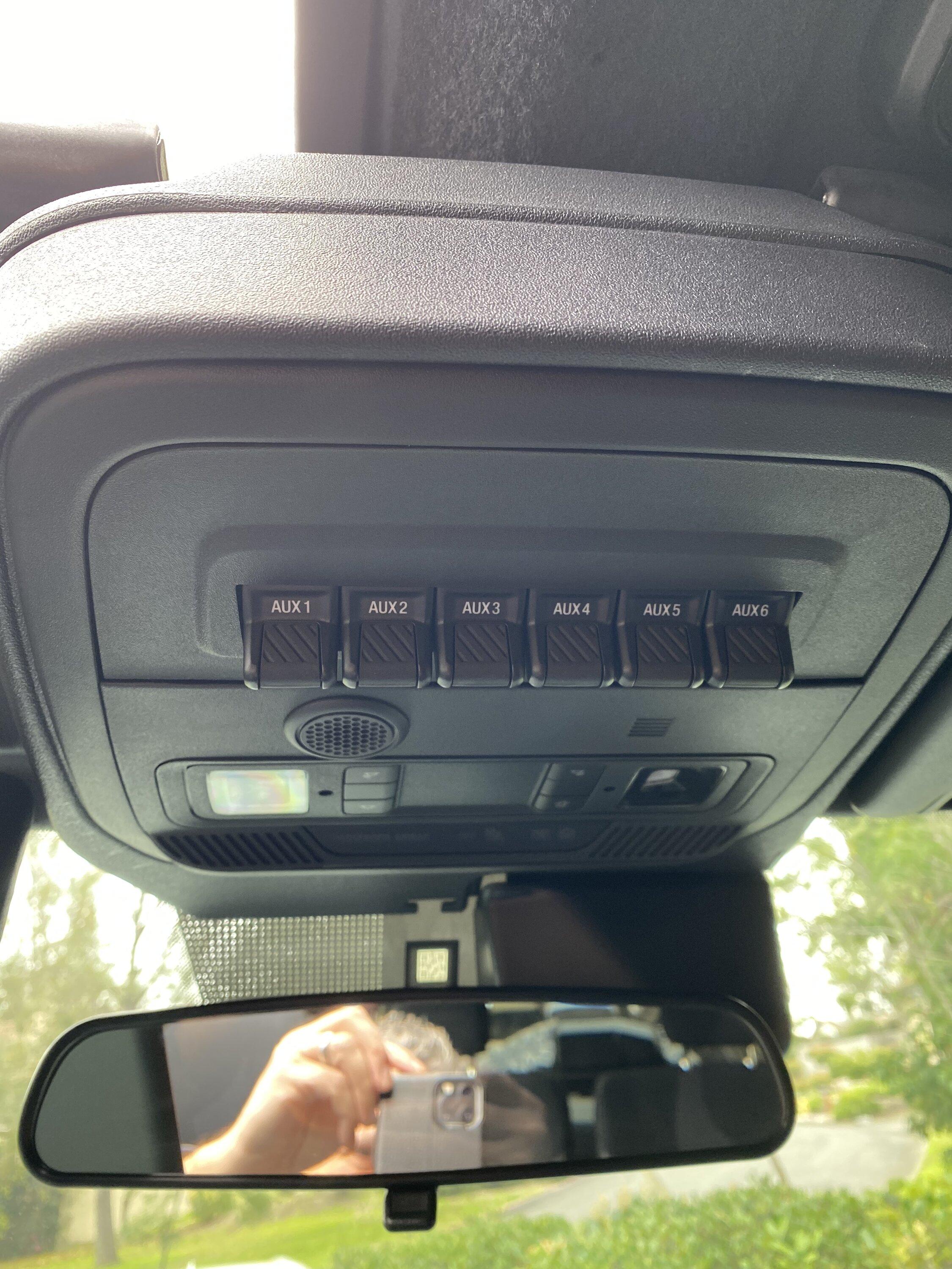 Ford Bronco How to remove overhead console? 88490D04-AACE-4200-BFE4-95820EA0E176