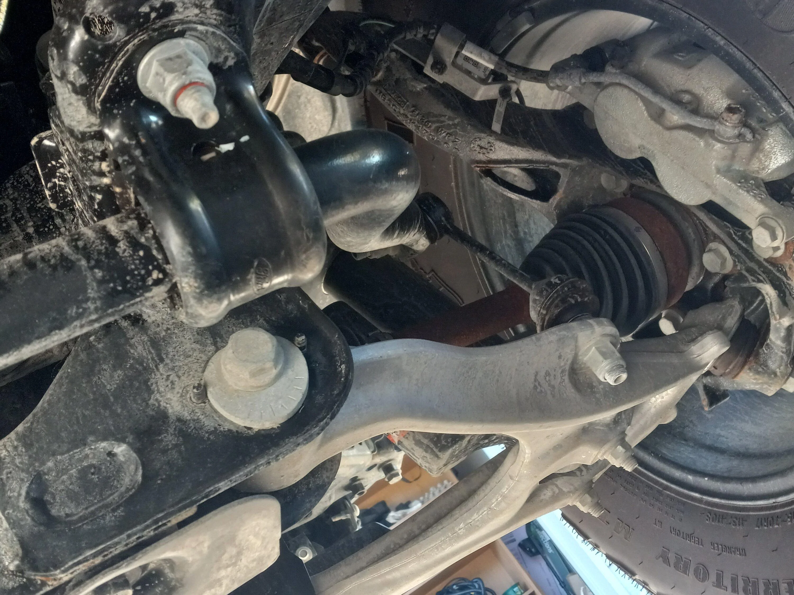 Ford Bronco Is this amount of rust normal? 20230211_130319