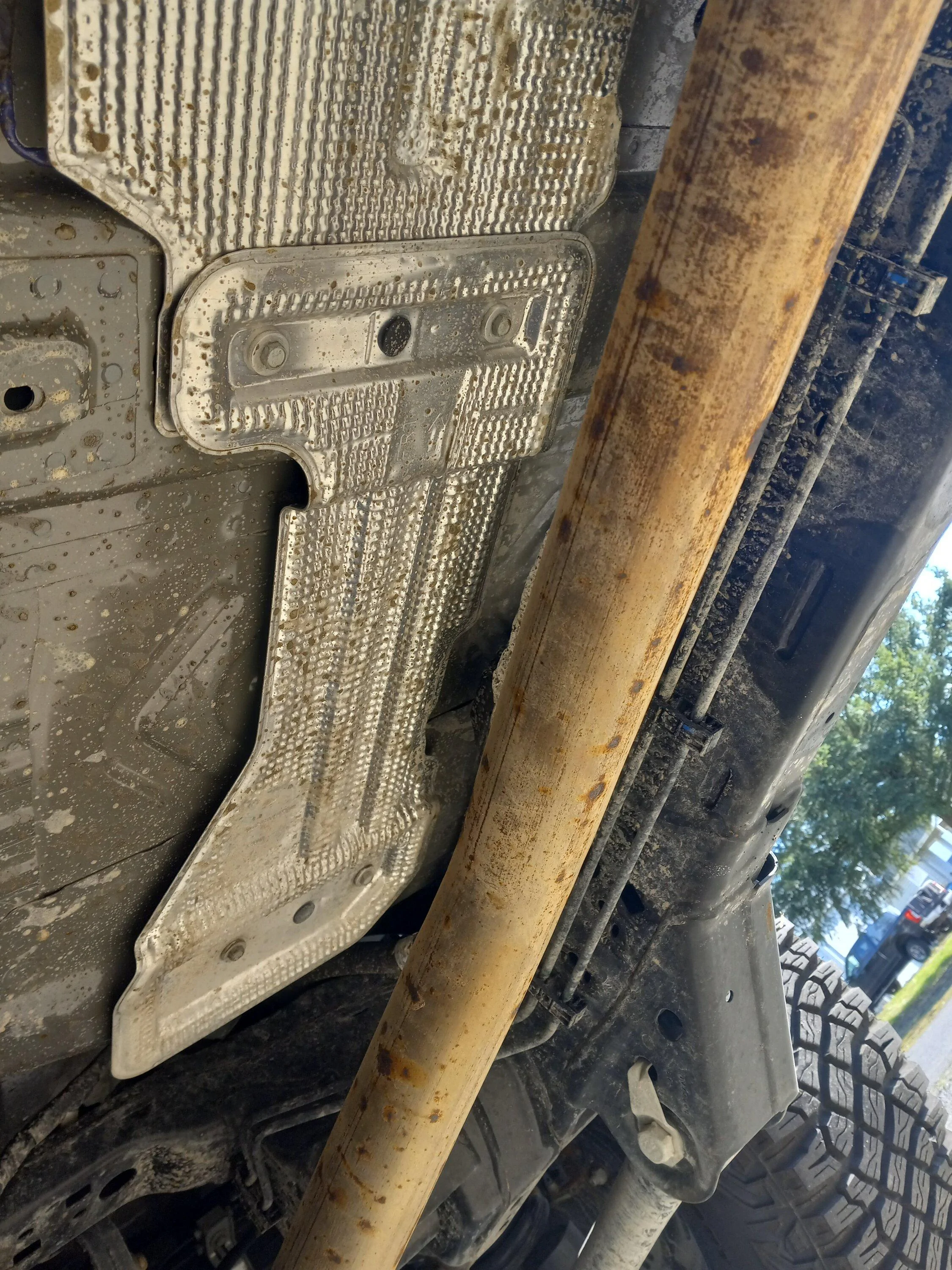 Ford Bronco Is this amount of rust normal? 20230211_130056