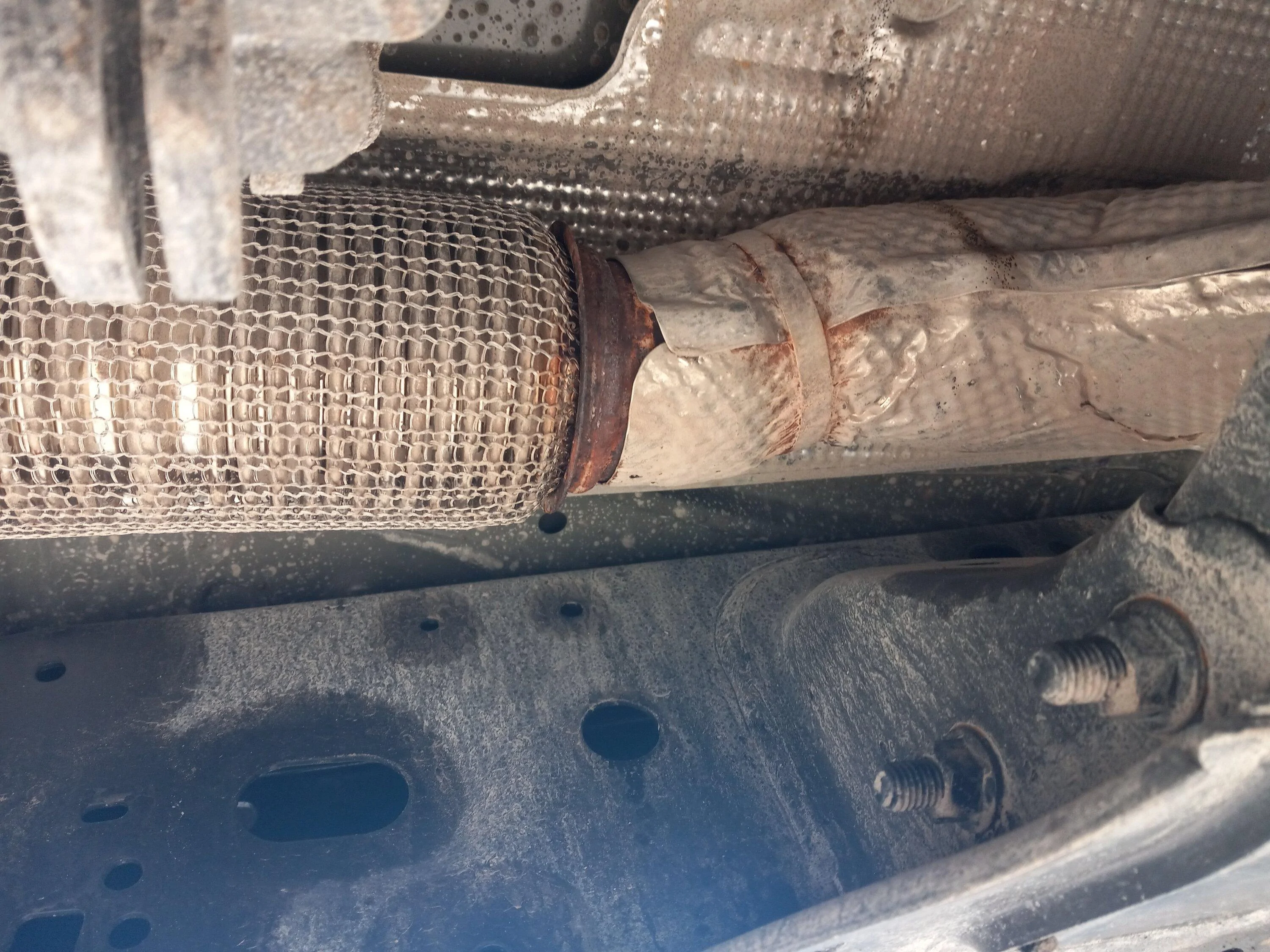 Ford Bronco Is this amount of rust normal? 20230211_130108
