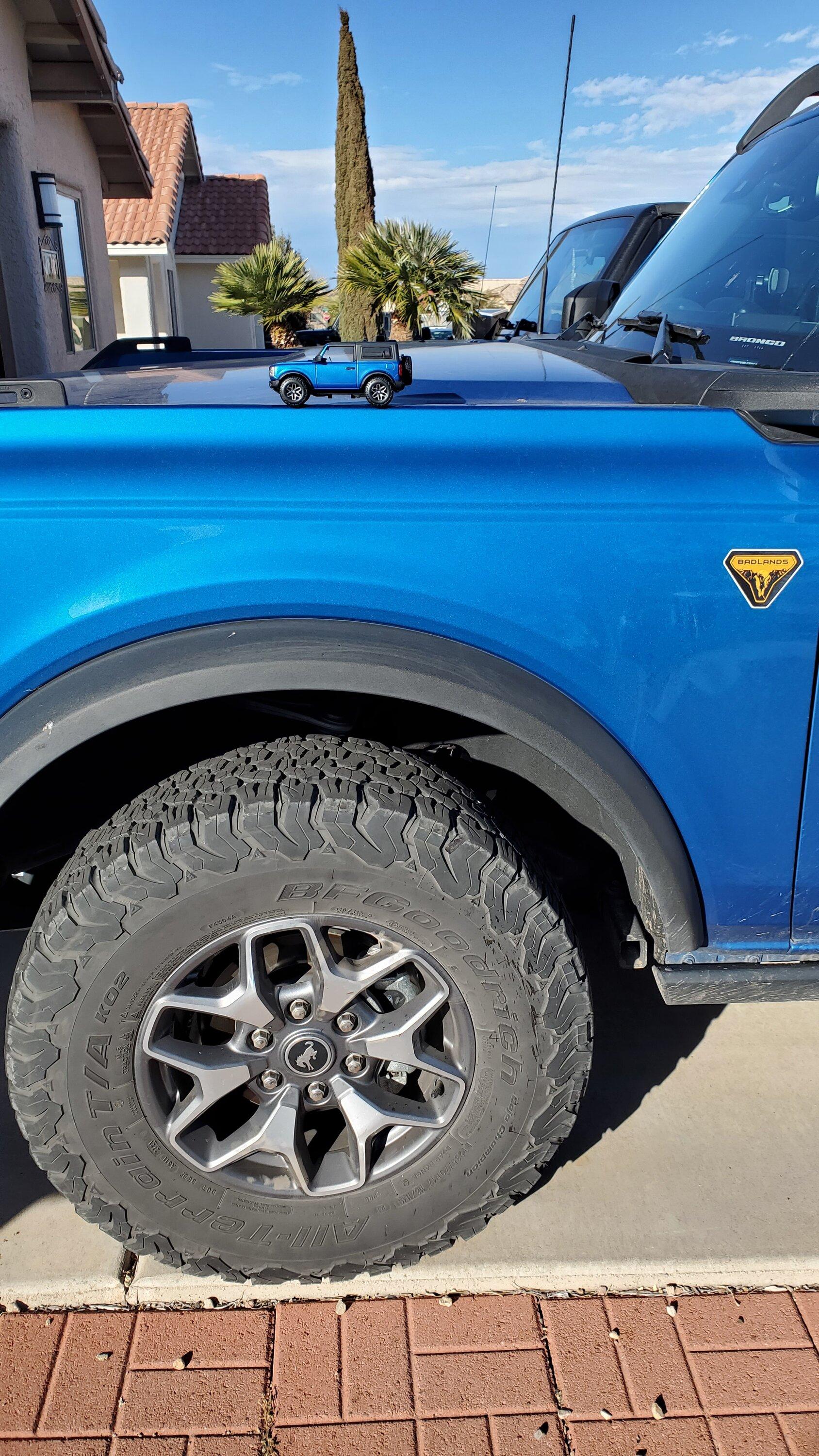 Ford Bronco Productive Saturday (Micro Bronco "build") 20230211_155402