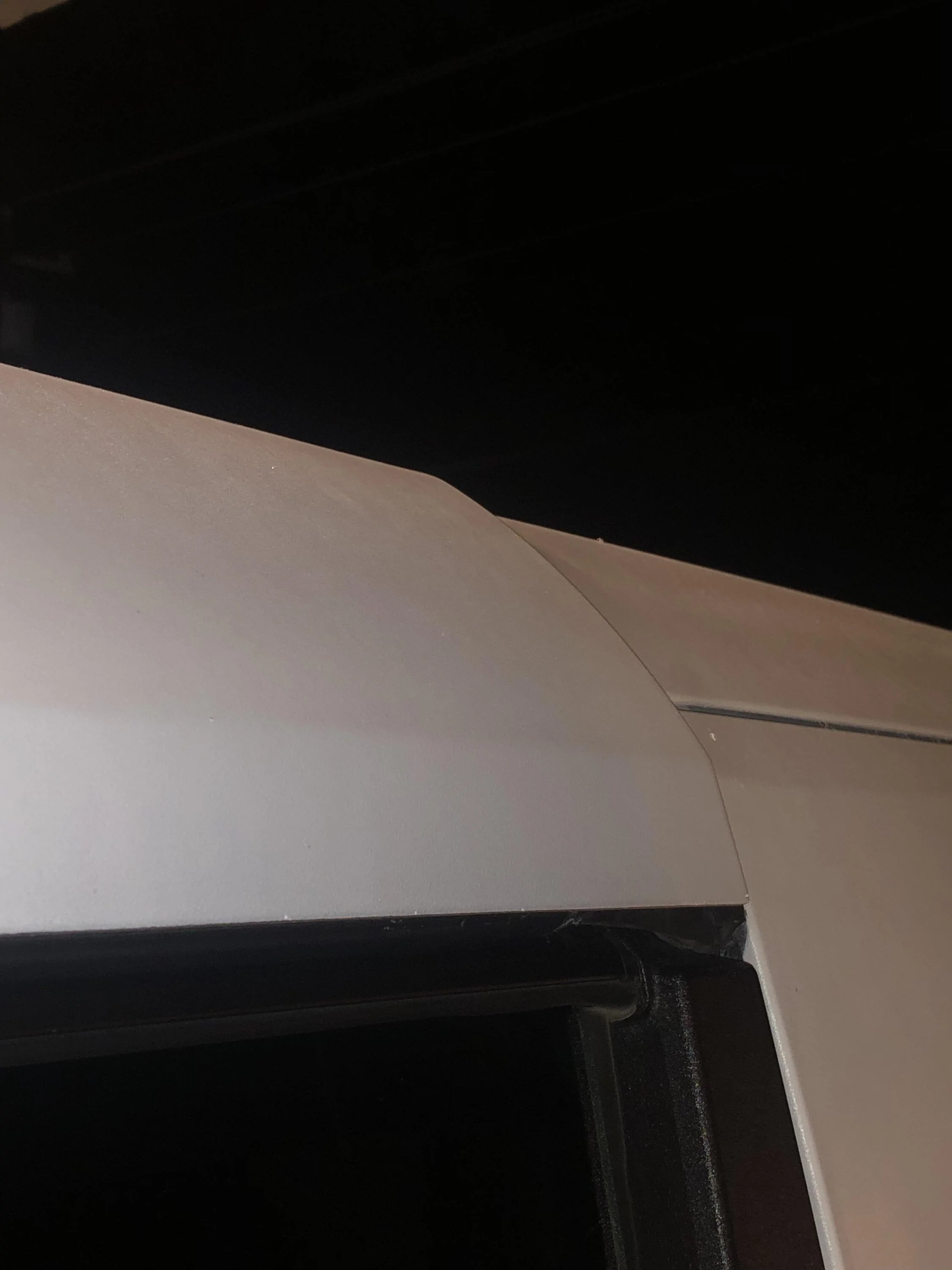 Ford Bronco How can I DIY fix my hard top's misalignment? IMG_0129