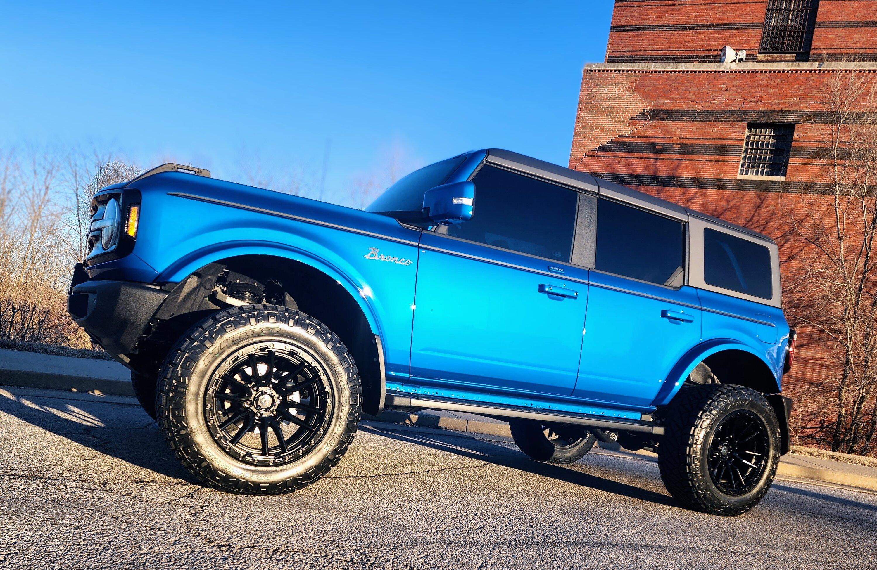 Ford Bronco Our 2023 Outer Banks Build on 20" 20230211_165949~2