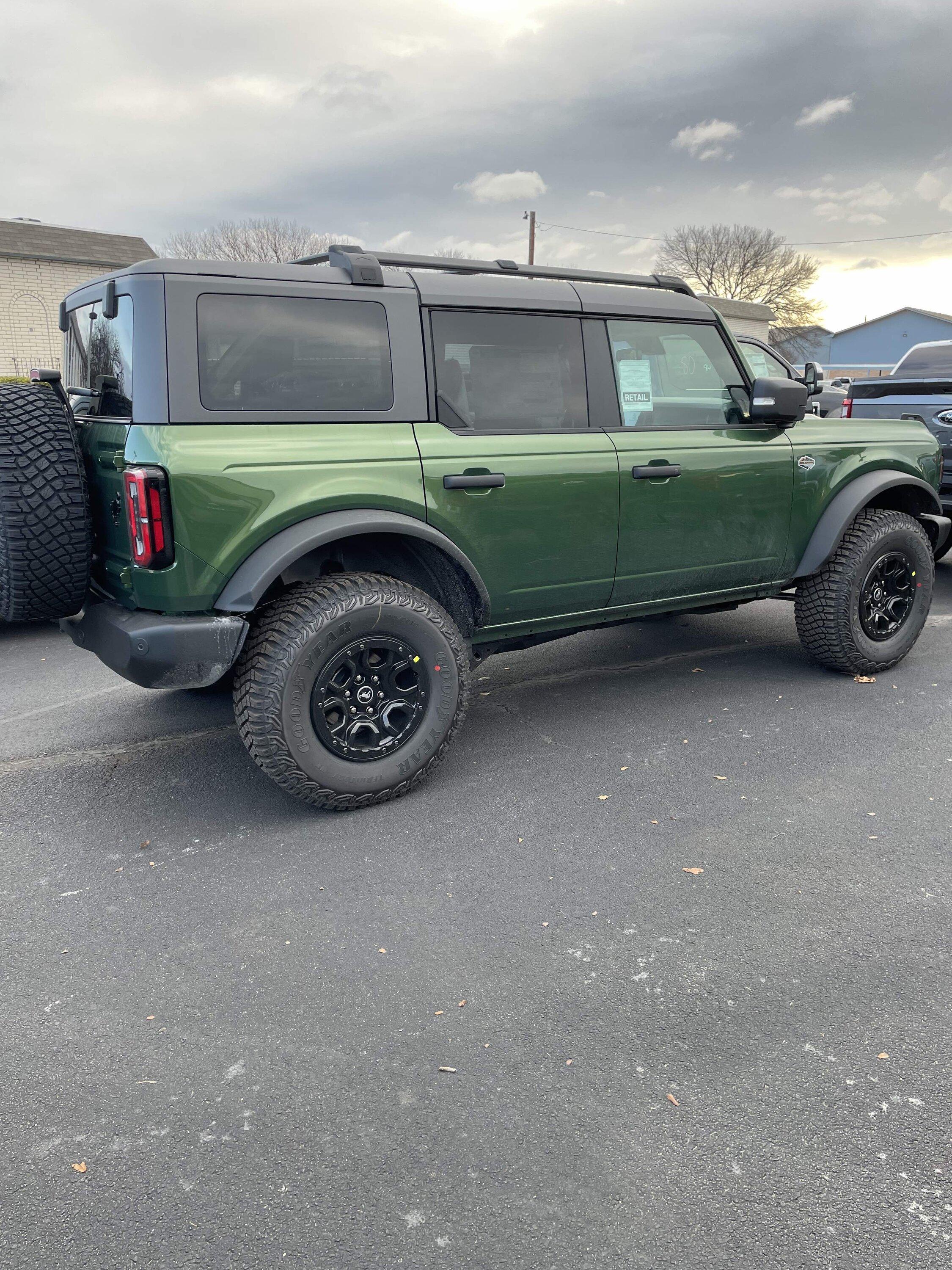 Ford Bronco 12/19/2022 build week group BroncoDealer