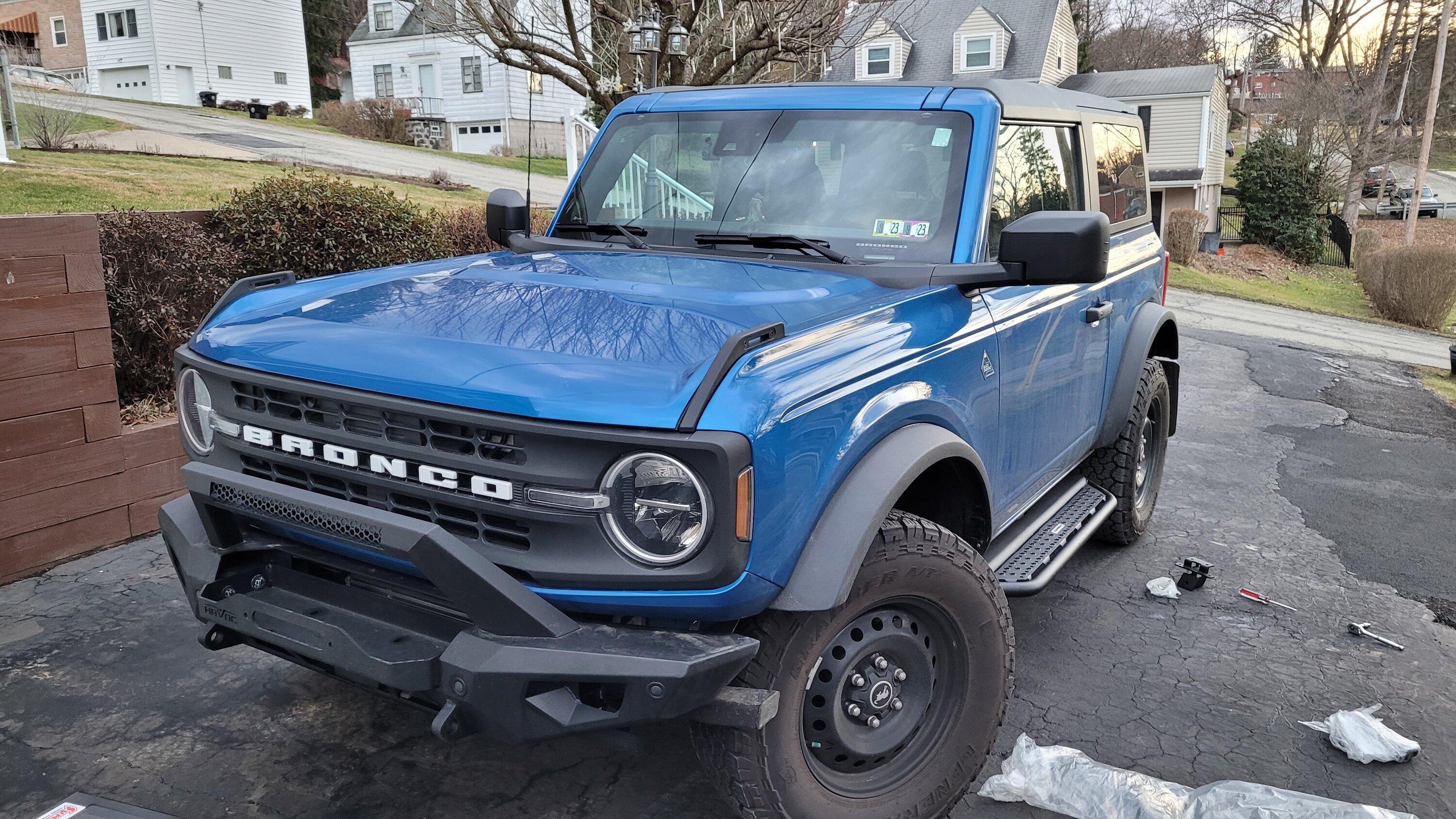 Ford Bronco Go Rhino D6 side steps 2 door 20230209_174613