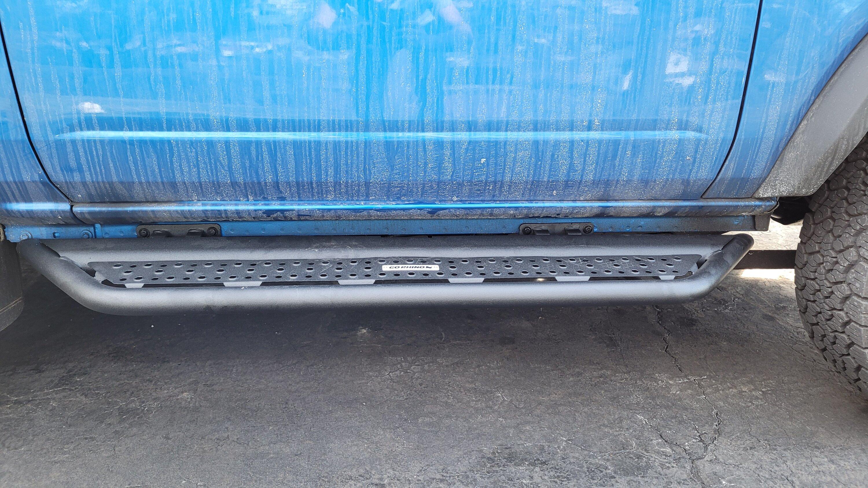 Ford Bronco Go Rhino D6 side steps 2 door 20230212_144451