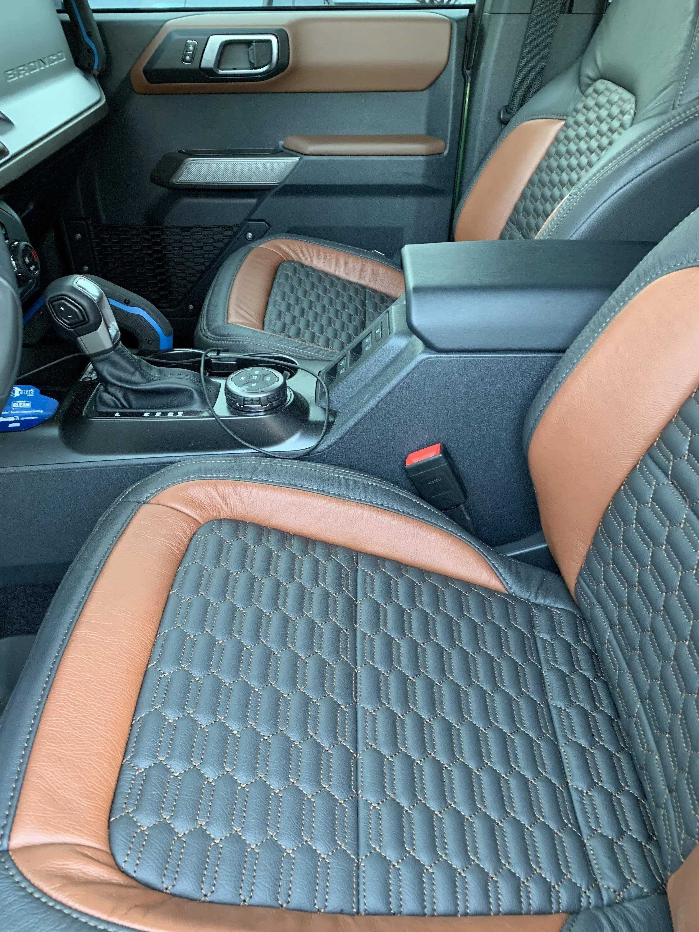 Ford Bronco Big Bend Katzkin Leather A2672170-38FB-49DA-8B0E-BE3EC4D28F8D