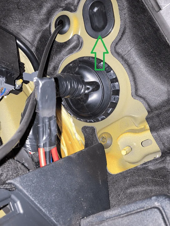 Ford Bronco AGS Bronco Air-Gate Kit Installed 1676314788582